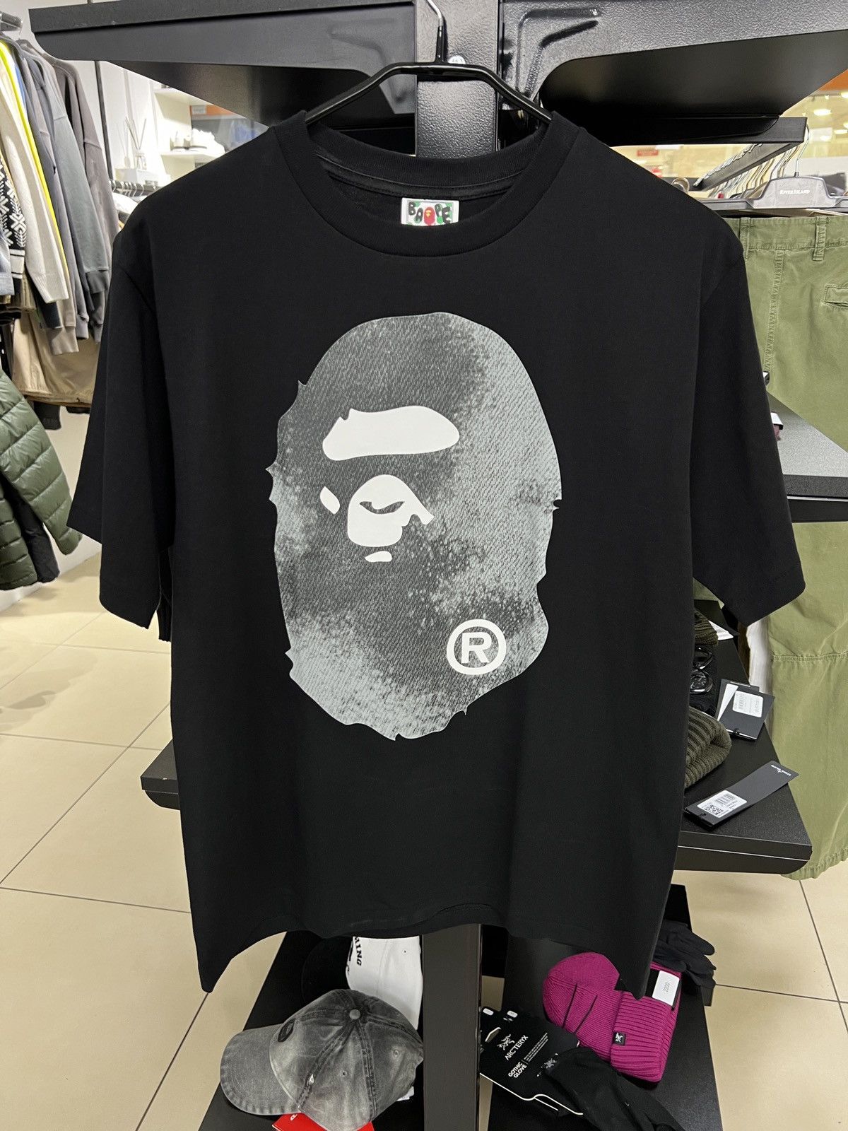 Bape A BATHING APE HIGH TONE BLEACH BIG APE HEAD TEE Size US M / EU 48-50 / 2 - 1 Thumbnail