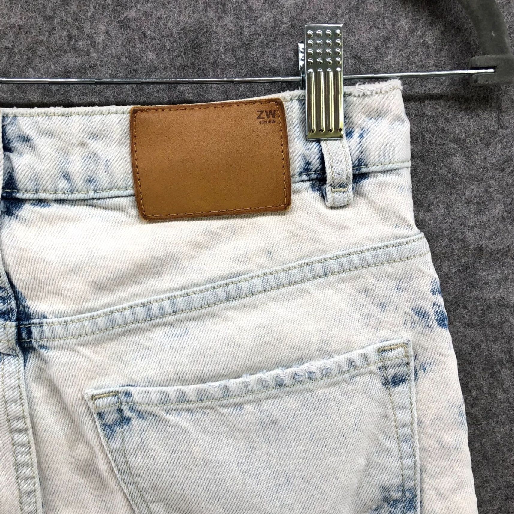 Zara Zara Jeans Womens 2 Relaxed Straight Distressed Boyfriend Light Stone Wash Blue 100% Cotton Zip Fly Mid Rise 5-Pocket Denim Pants Size 26" / US 2 / IT 38 - 5 Thumbnail