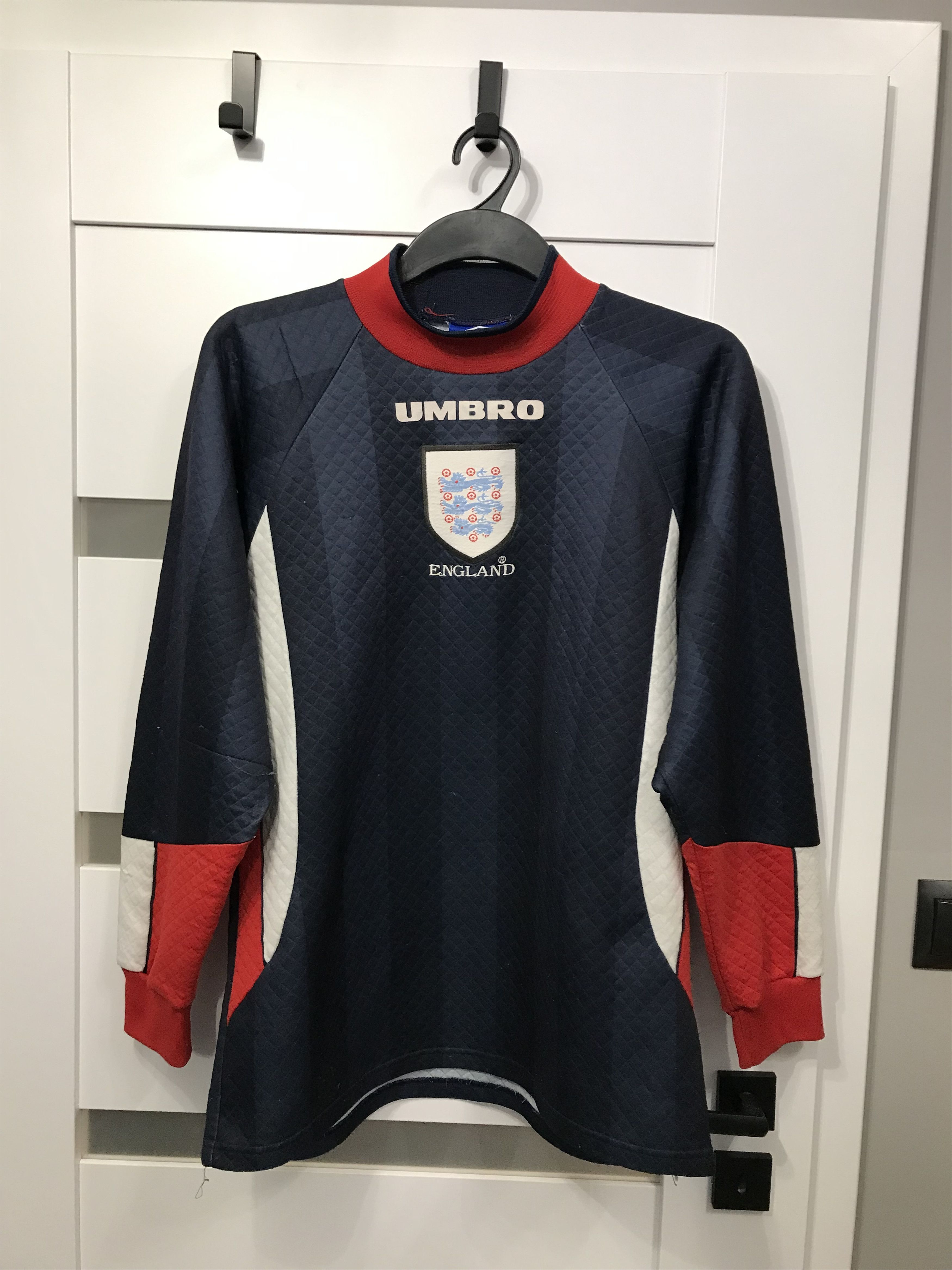 Umbro Umbro England 1992 goalkeeper jersey size M vintage Size US M / EU 48-50 / 2 - 1 Thumbnail