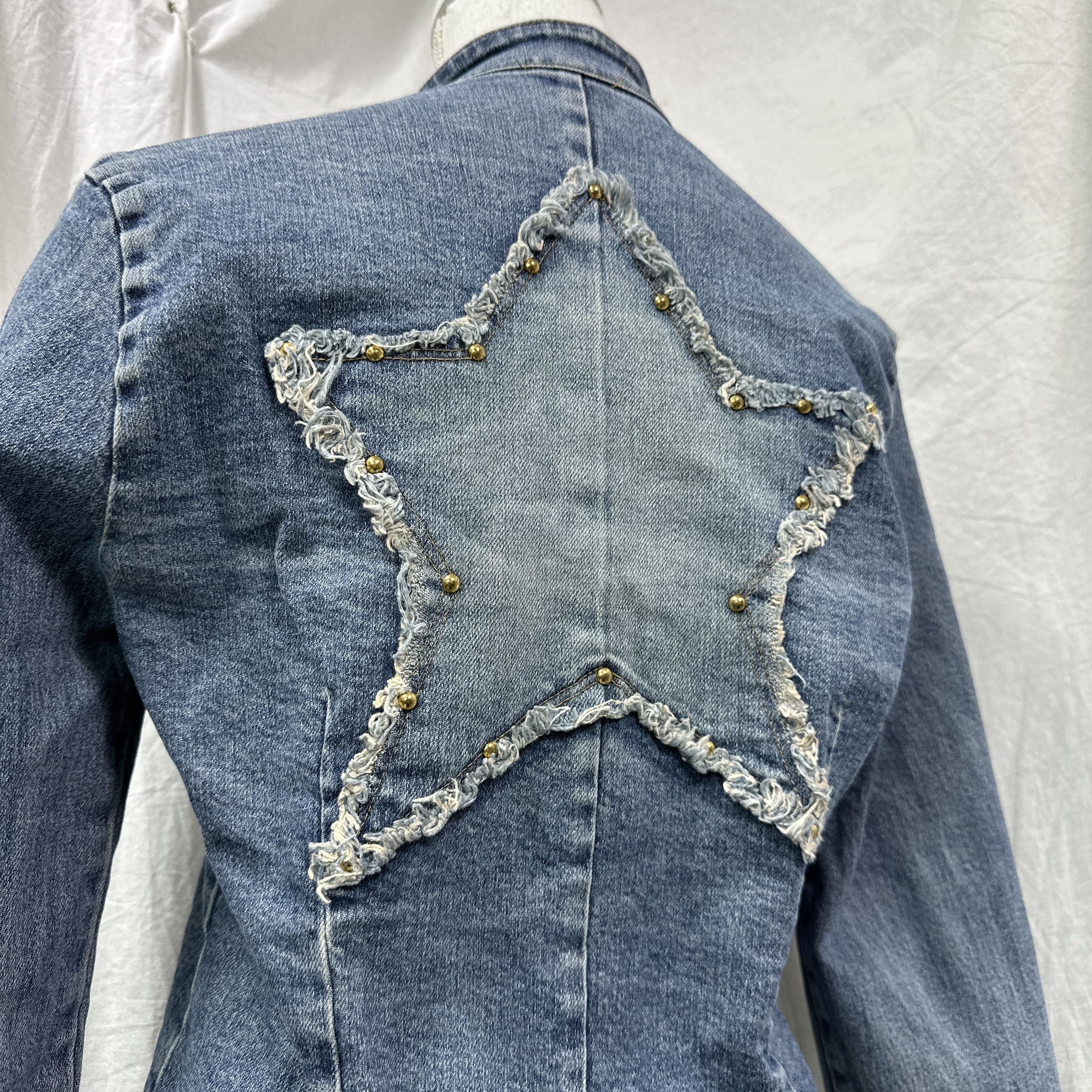 Vintage Vintage Denim Casual Fitted Star Studded Jeans Jacket 00s Size S / US 4 / IT 40 - 6 Thumbnail