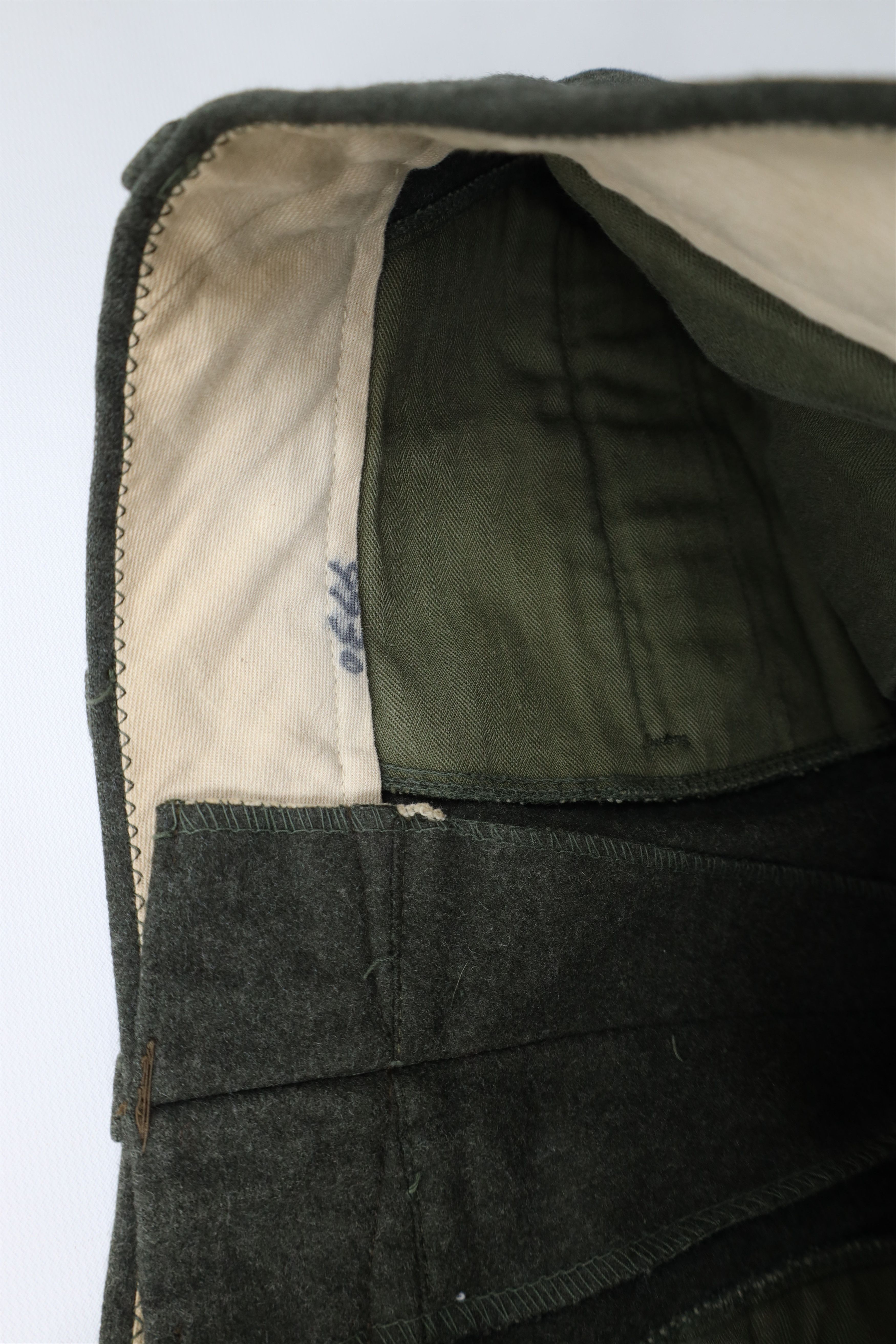 Vintage Vintage 50s Military Wool Wide Leg Pants Trousers Green USA Size US 30 / EU 46 - 6 Thumbnail