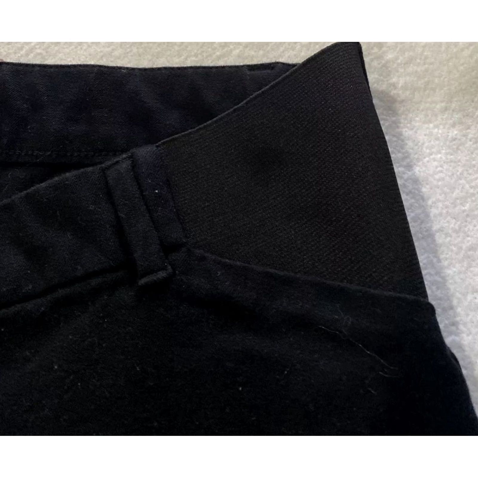 Old Navy Old Navy Chino Maternity Pants Women's Size 6 Black 23in Inseam 31in Waist Womens Size 28" / US 6 / IT 42 - 4 Thumbnail