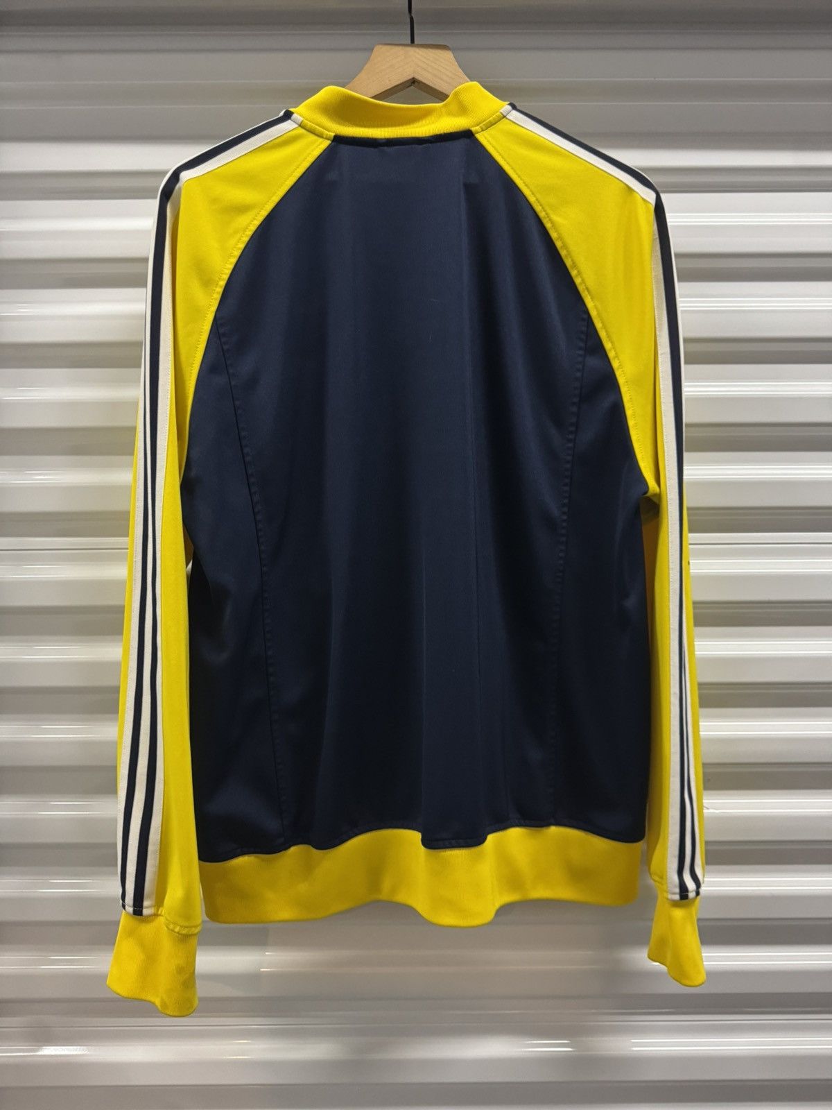 Adidas Vintage Adidas Michigan College Track Jacket Size US L / EU 52-54 / 3 - 5 Thumbnail
