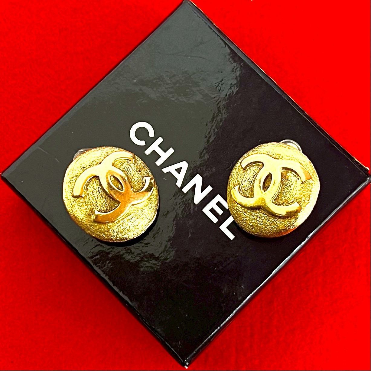 Chanel Chanel Chanel Earrings Metal Earrings DUTY FREE for USA Size ONE SIZE - 1 Thumbnail