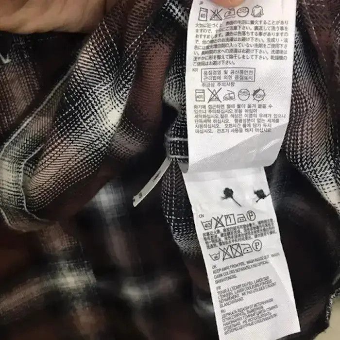 Flannel Japanese Brand Uniqlo Flannel Shirt Button Up Size US M / EU 48-50 / 2 - 8 Thumbnail