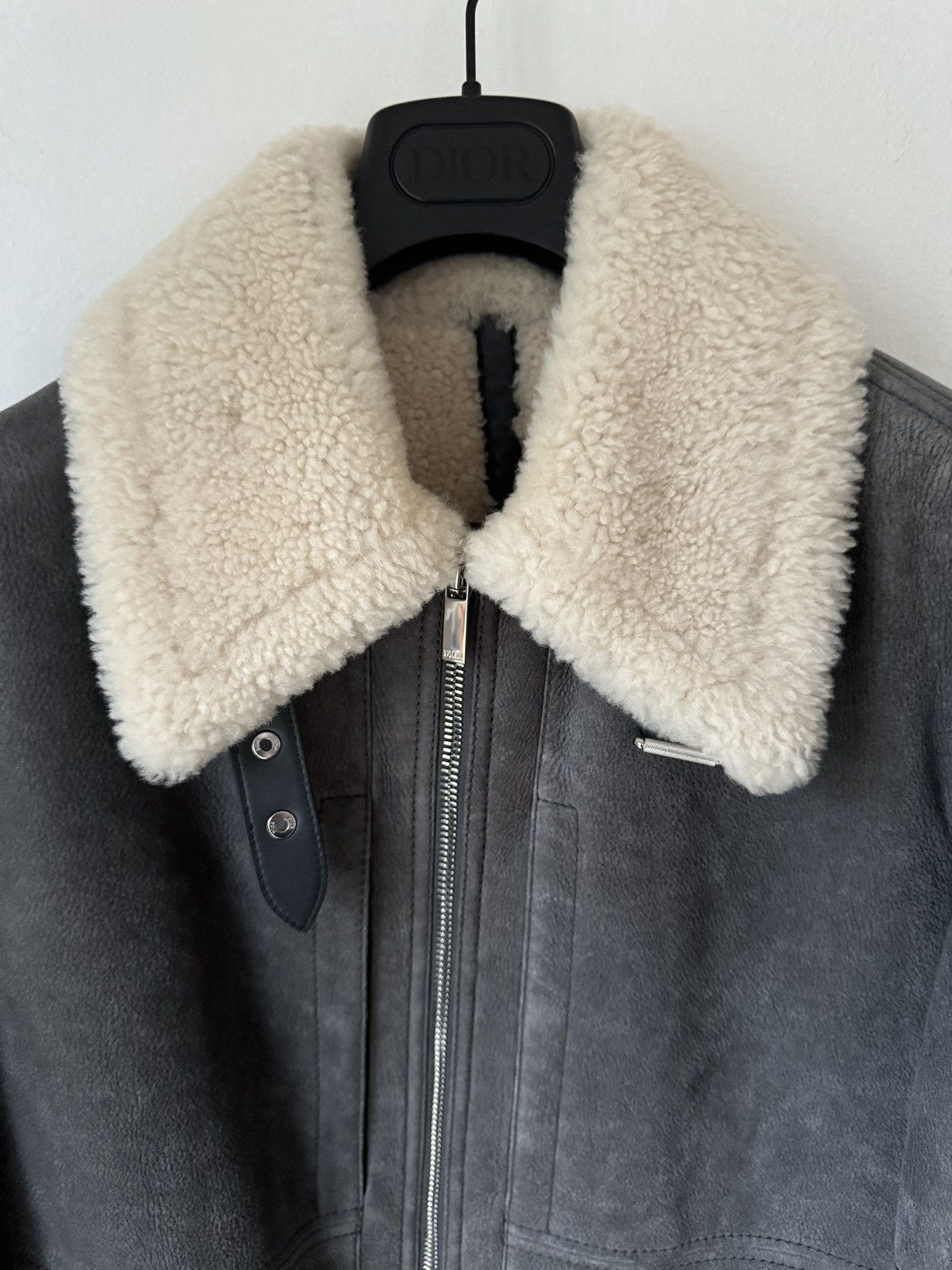 Dior Shearling Parka $ 9.000,00 lambskin suede Size US M / EU 48-50 / 2 - 3 Thumbnail
