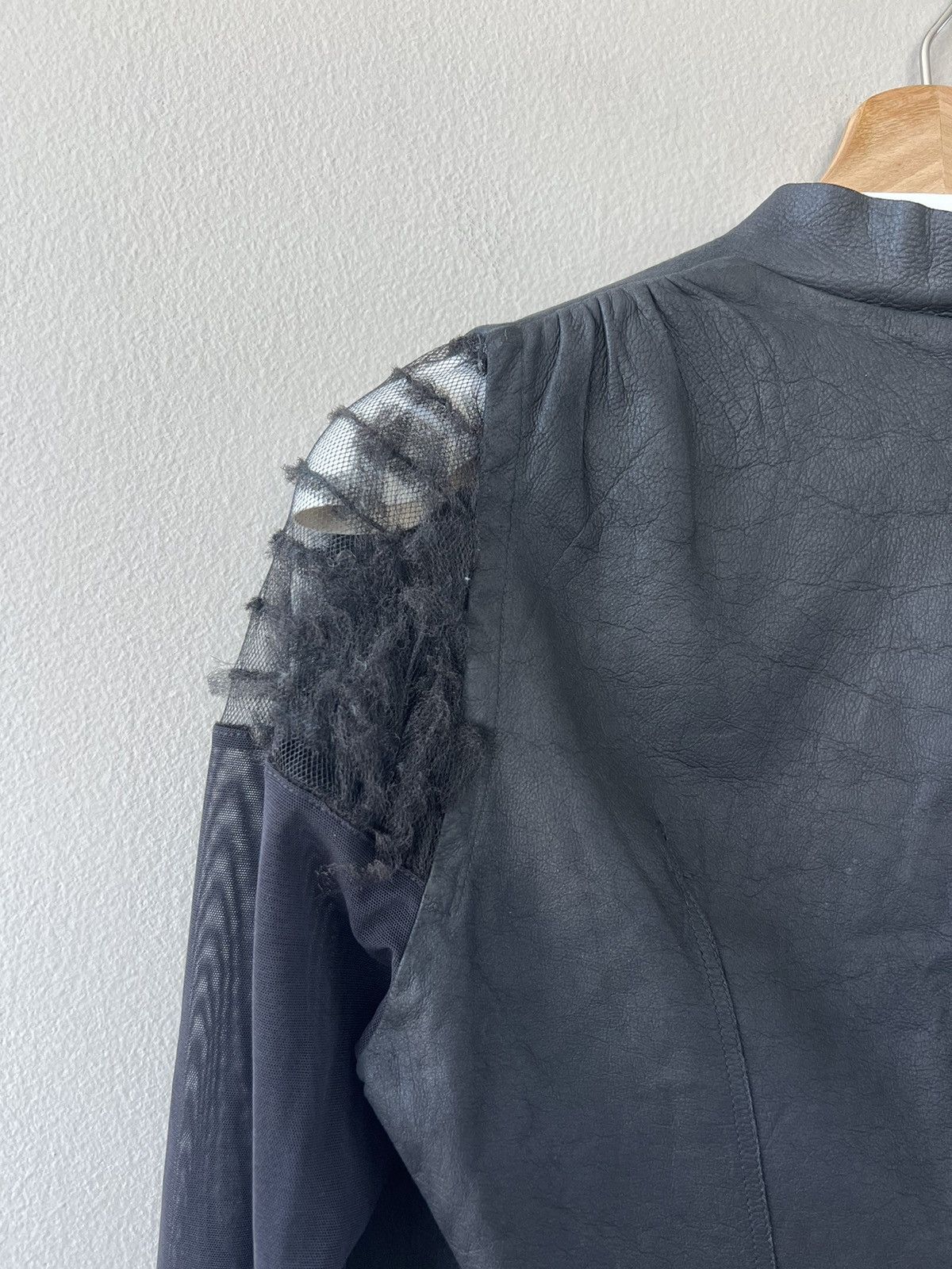 Rick Owens 1990s Hollywood-Era Cropped Leather Mesh-Sleeve Jacket Size M / US 6-8 / IT 42-44 - 7 Thumbnail