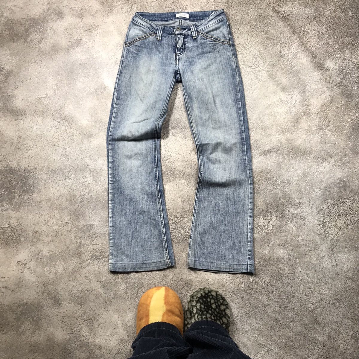 Vintage Vintage Y2K Distressed Flared Jeans Grunge Skate Slim 26 Size 26" / US 2 / IT 38 - 1 Thumbnail