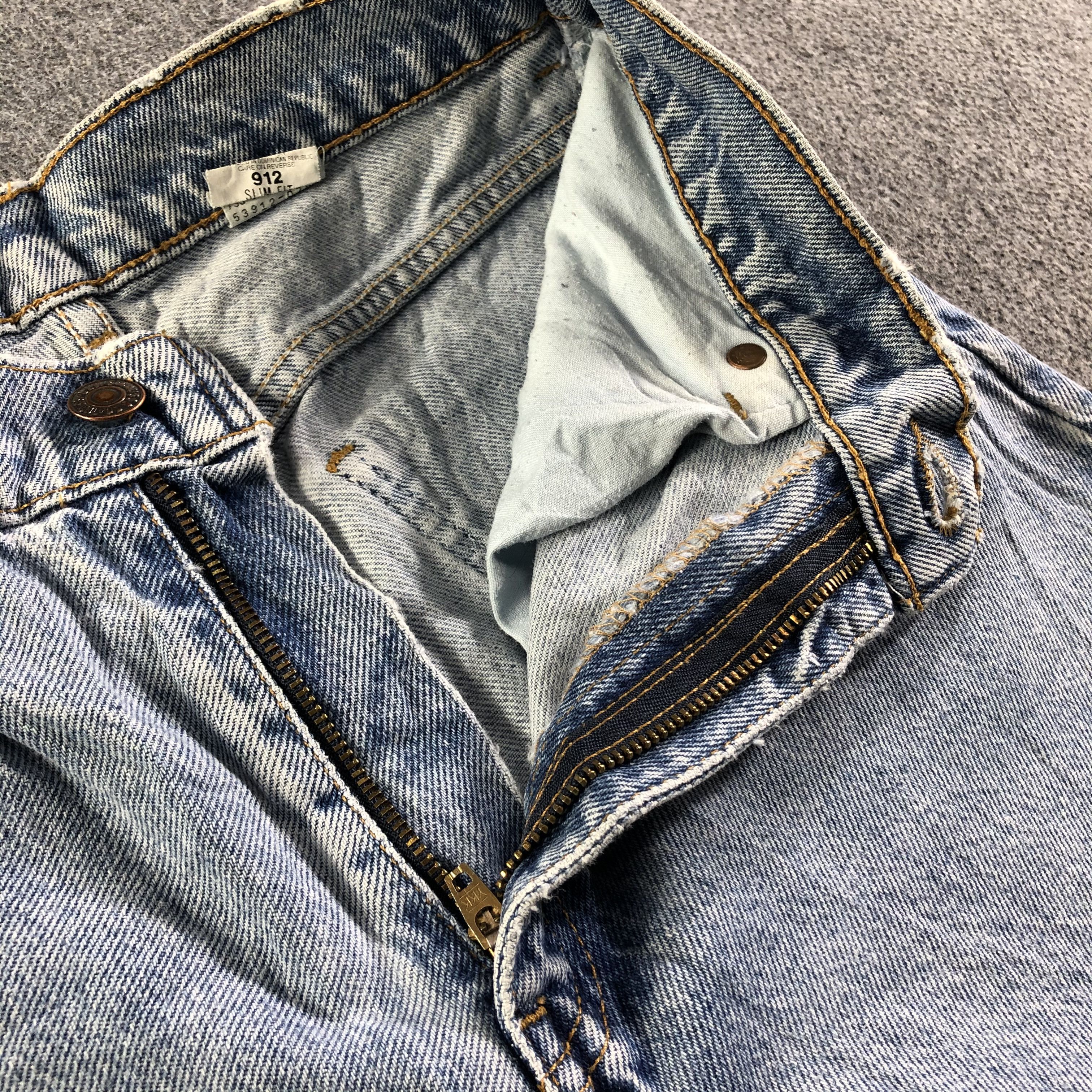 Levi's Vintage Light Wash Levis 912 Jeans-J4263 Size 25" / US 0 / IT 36 - 7 Thumbnail