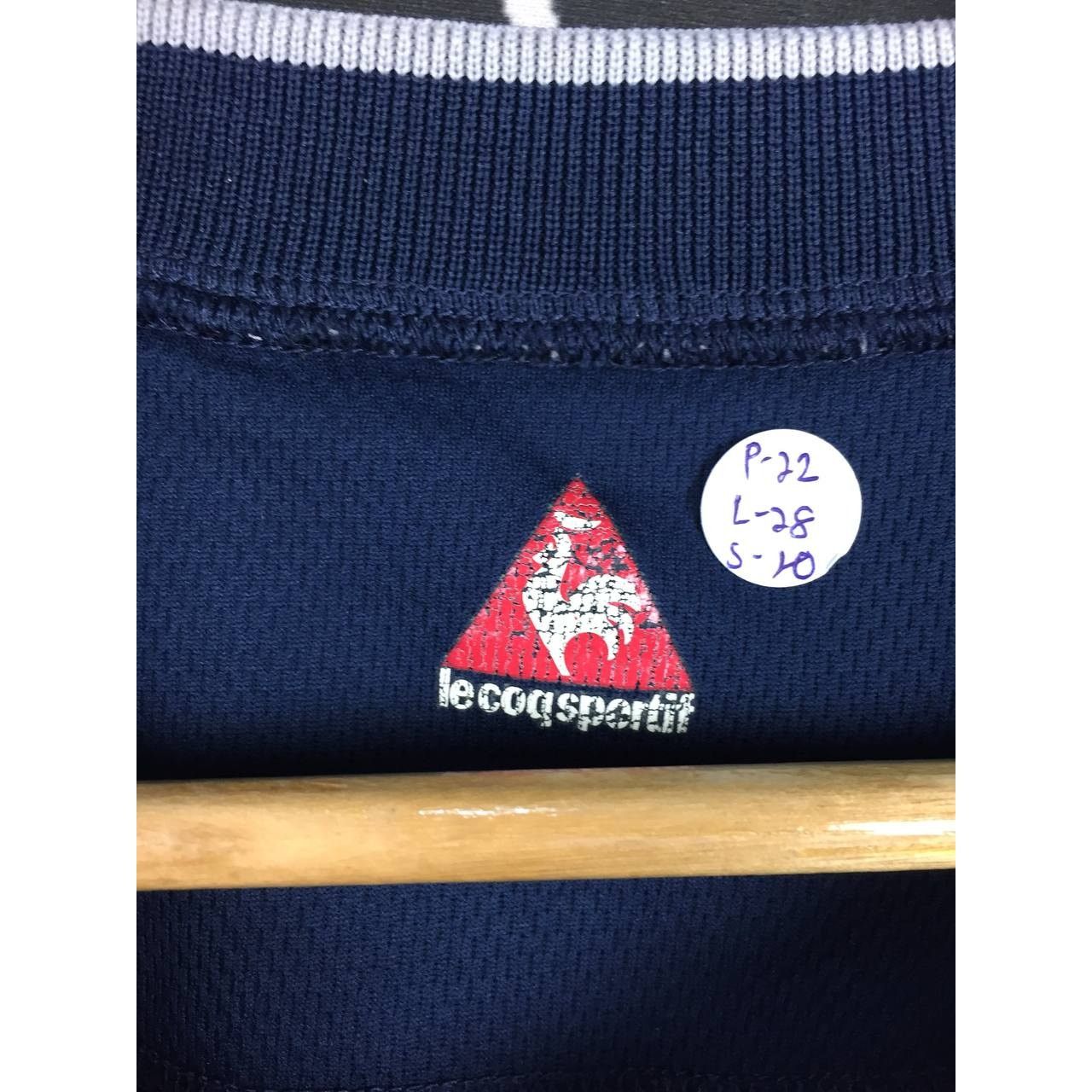 Le Coq Sportif × Vintage Le Coq Sportif Dark Blue Striped Football Jersey Size US L / EU 52-54 / 3 - 13 Thumbnail