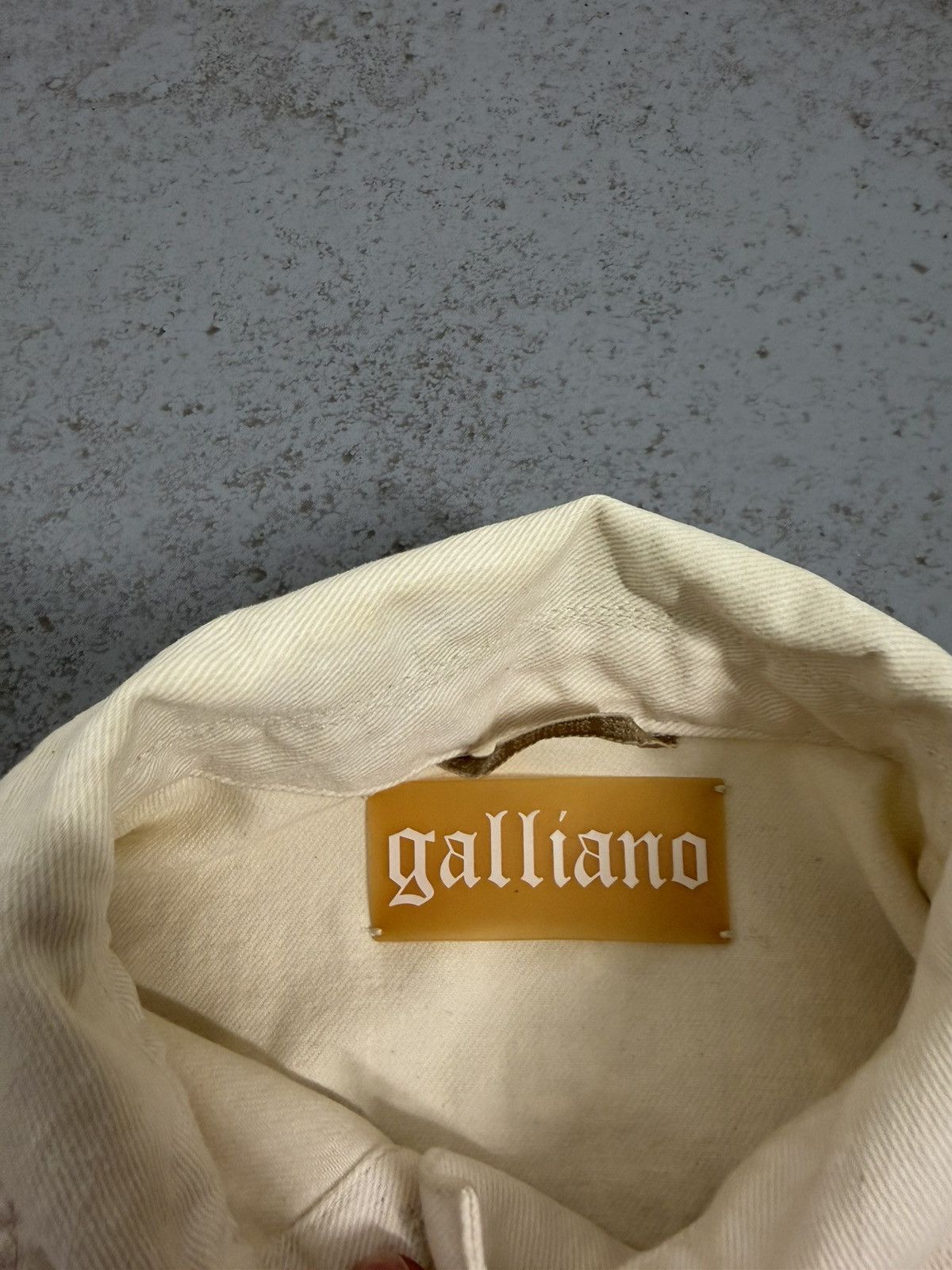 John Galliano 00s John Galliano Galliano’s Club Painted Raw Denim Jacket Size S / US 4 / IT 40 - 9 Thumbnail