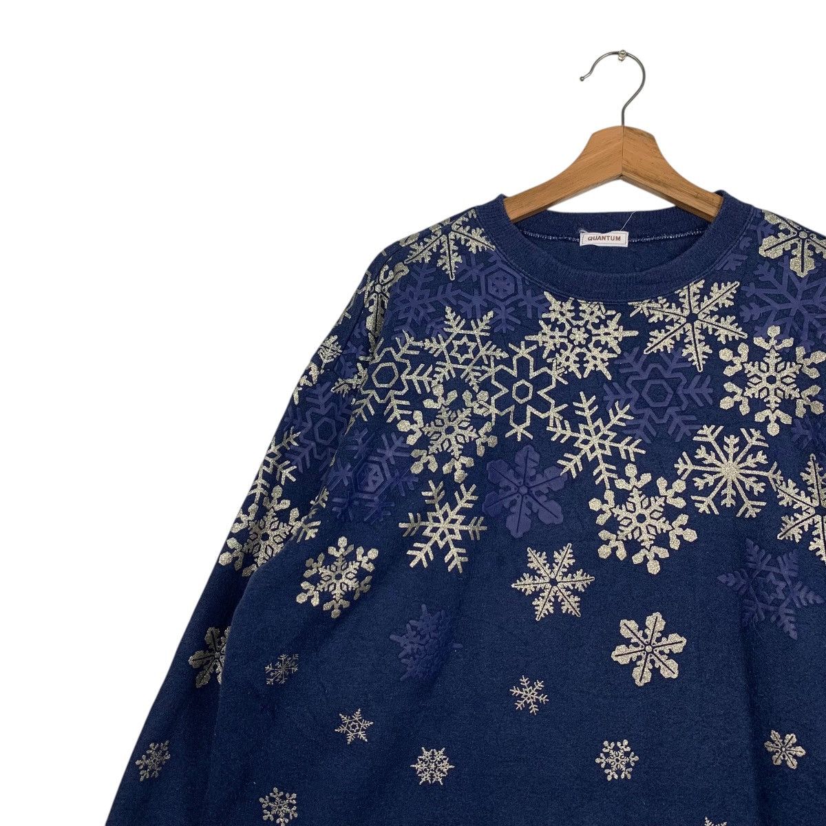 Vintage QUANTUM Snowflakes Logo Crewneck Pullover Sweater #2866-C129 Size US M / EU 48-50 / 2 - 3 Thumbnail