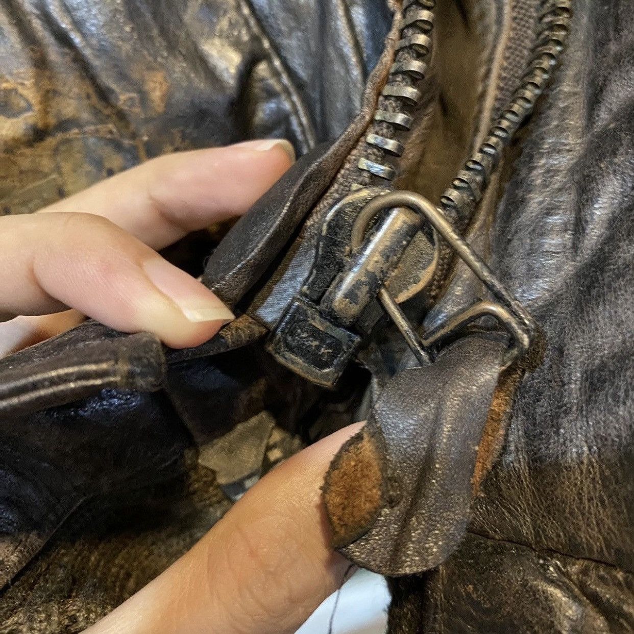Harley Davidson RareVINTAGE Harley Davidson Distressed Bomber Leather Jacket Size US M / EU 48-50 / 2 - 20 Thumbnail