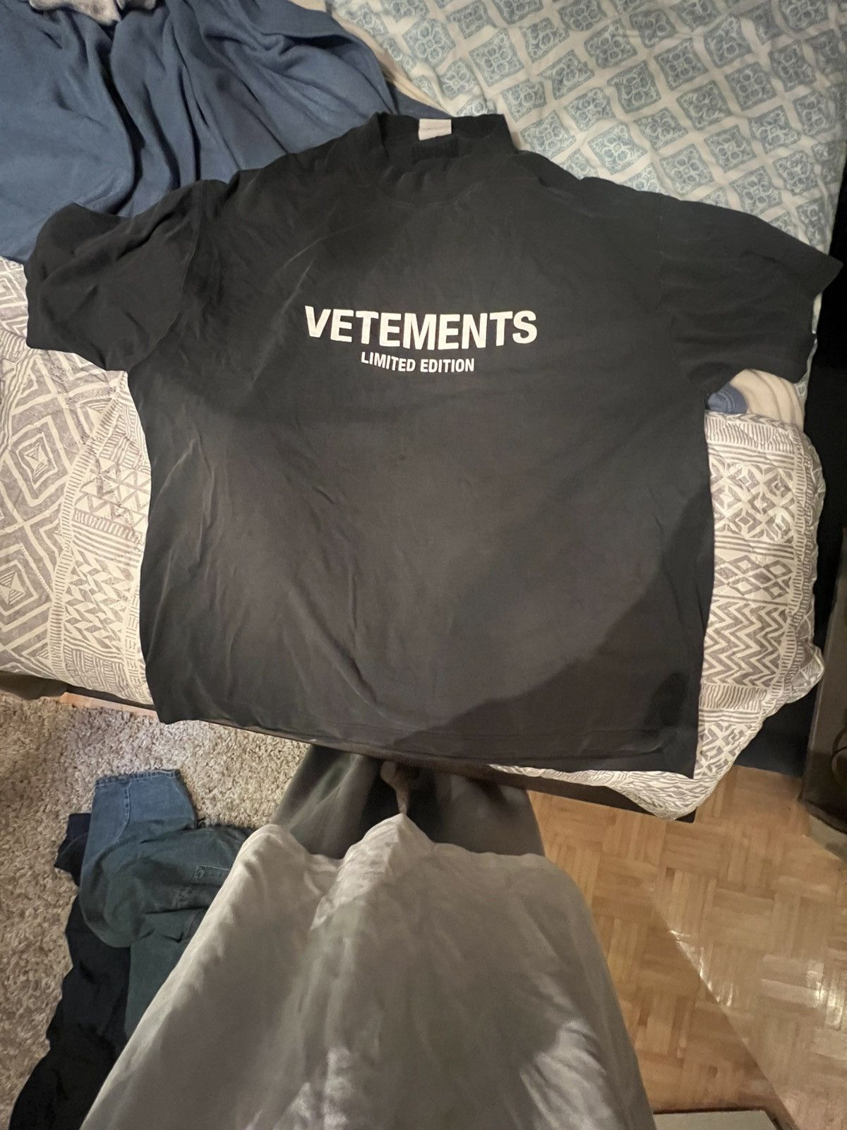 Vetements VÊTEMENTS T-SHIRT LIMITED EDITON Size US L / EU 52-54 / 3 - 4 Thumbnail