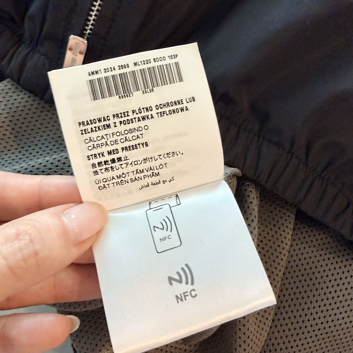 Miu Miu Miumiu logo oversize track jacket 42 Size US L / EU 52-54 / 3 - 15 Thumbnail