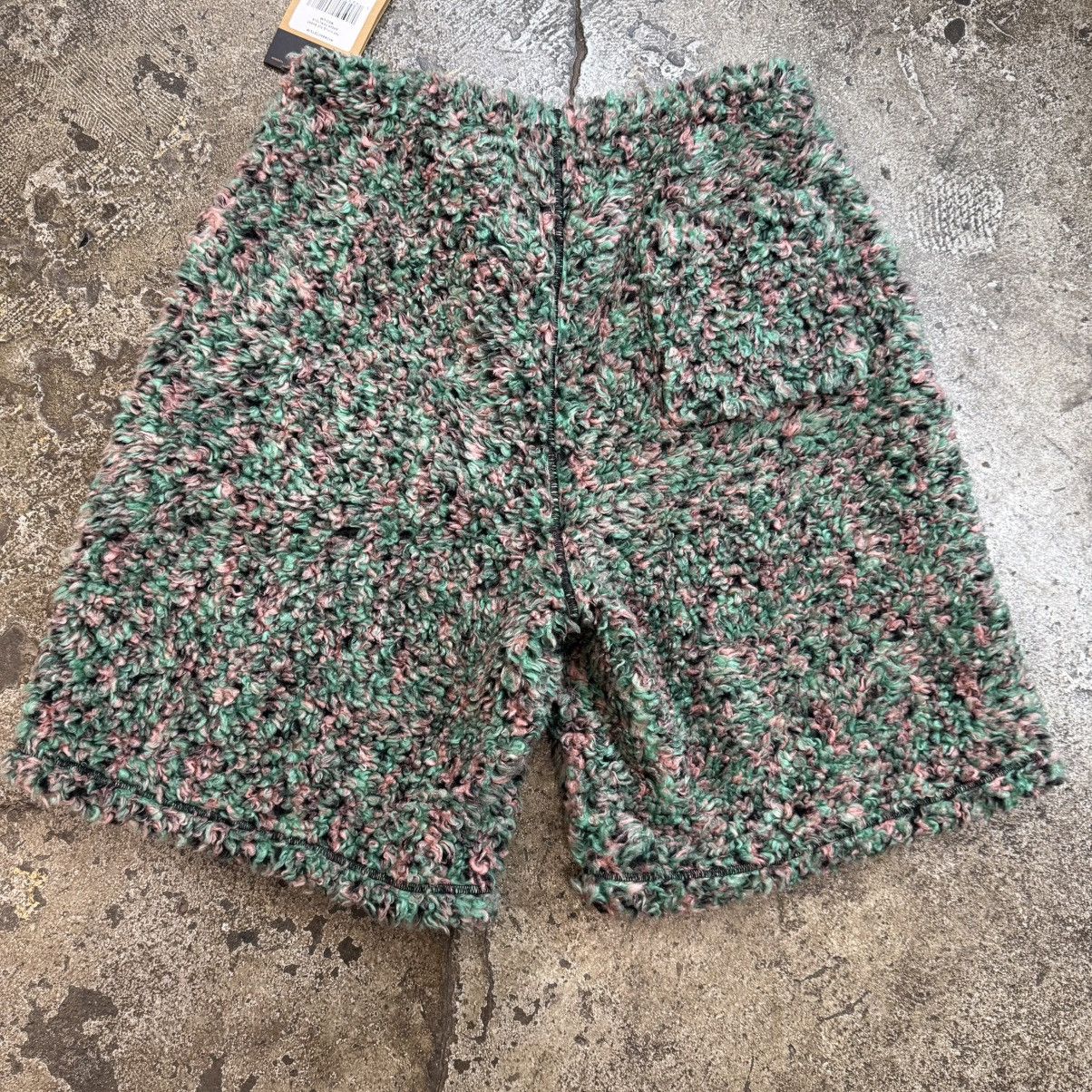 Supreme × The North Face Supreme The North Face Sherpa Shorts Size US 32 / EU 48 - 2 Thumbnail