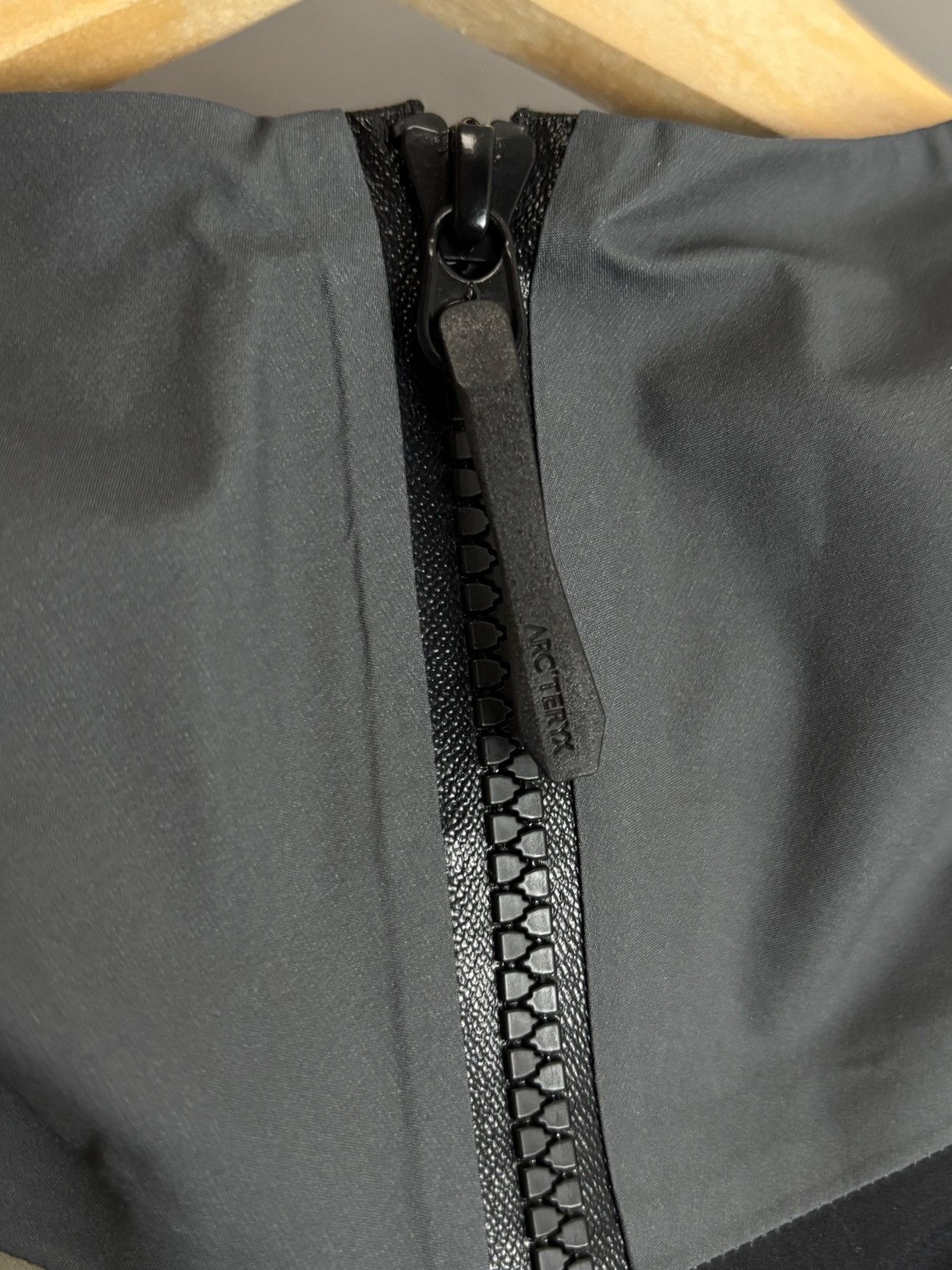 Arc'teryx × Beams Plus Arc’Teryx x Beams Gore-Tex Beta Jacket Gorpcore Ultra Rare Size US L / EU 52-54 / 3 - 6 Thumbnail