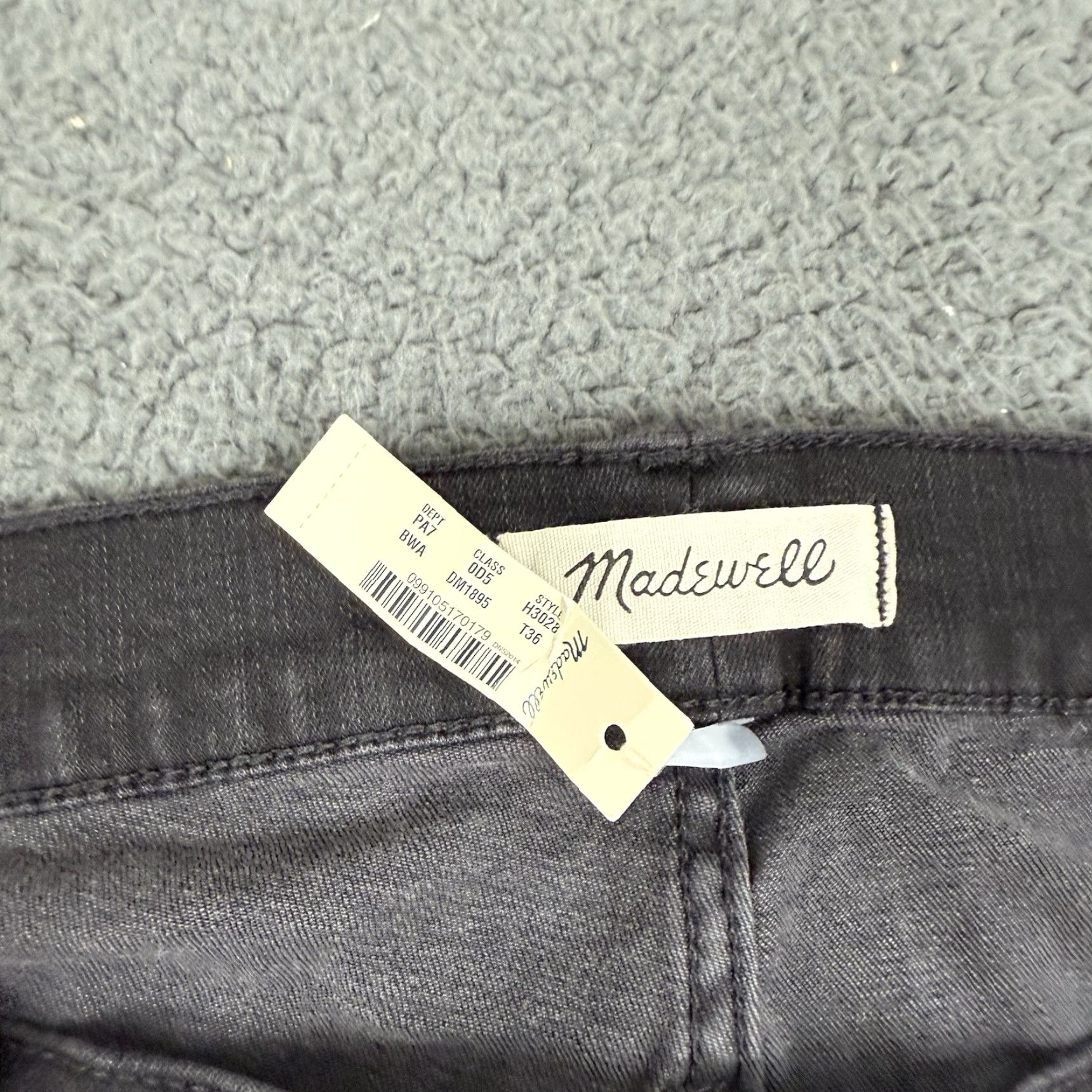 Madewell Madewell Jeans Skinny Dark Wash 9" High-Rise Plus Size 36 Button Fly NWT Men Size US 36 / EU 52 - 5 Thumbnail