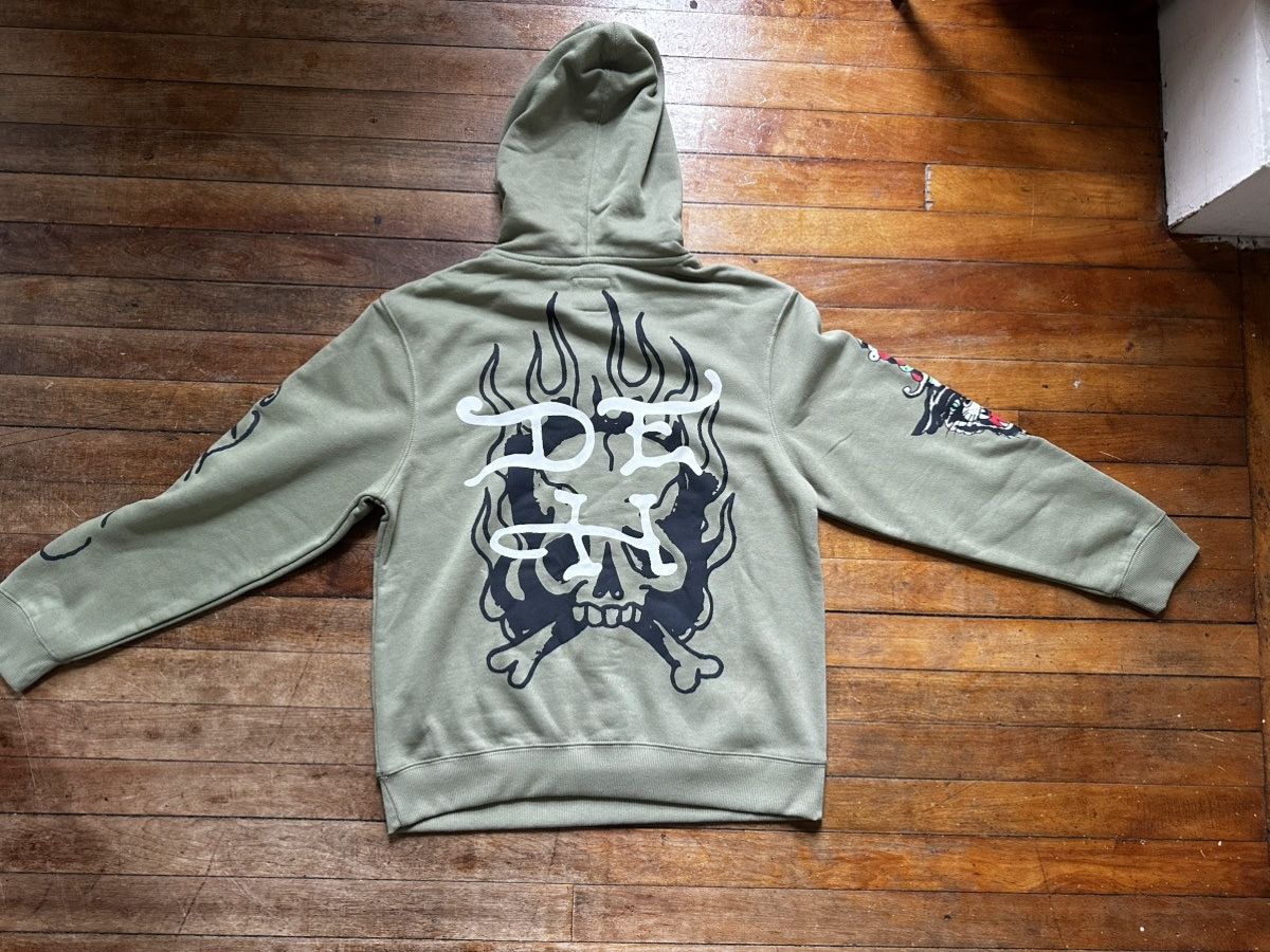 Ed Hardy Y2K Ed hardy pullover hoodie light olive sz L Size US L / EU 52-54 / 3 - 3 Thumbnail