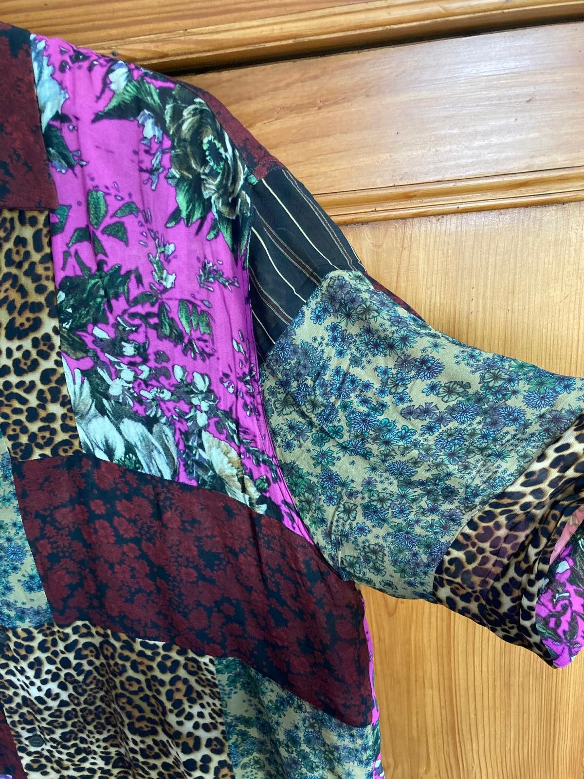 Dries Van Noten Dries Van Noten Leopard Floral Patchwork Shirt 50 L Size US L / EU 52-54 / 3 - 7 Thumbnail