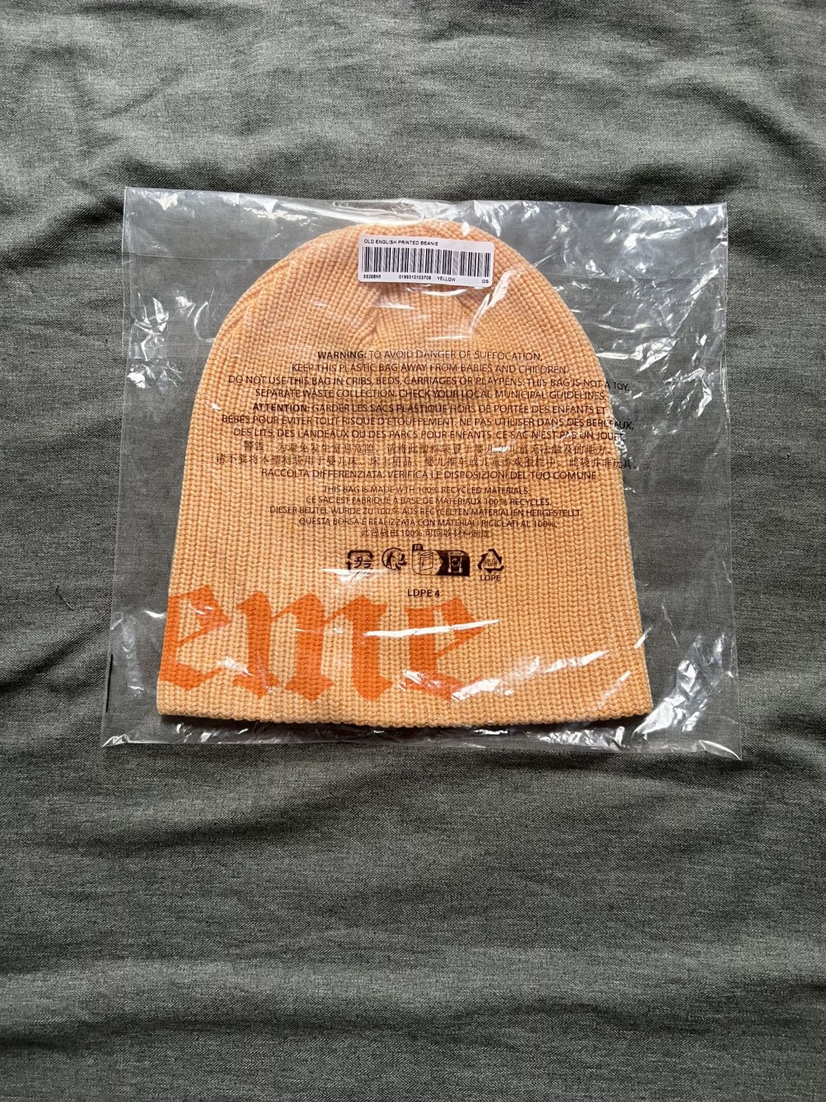 Supreme Supreme Old English Printed Beanie Orange Size ONE SIZE - 2 Thumbnail