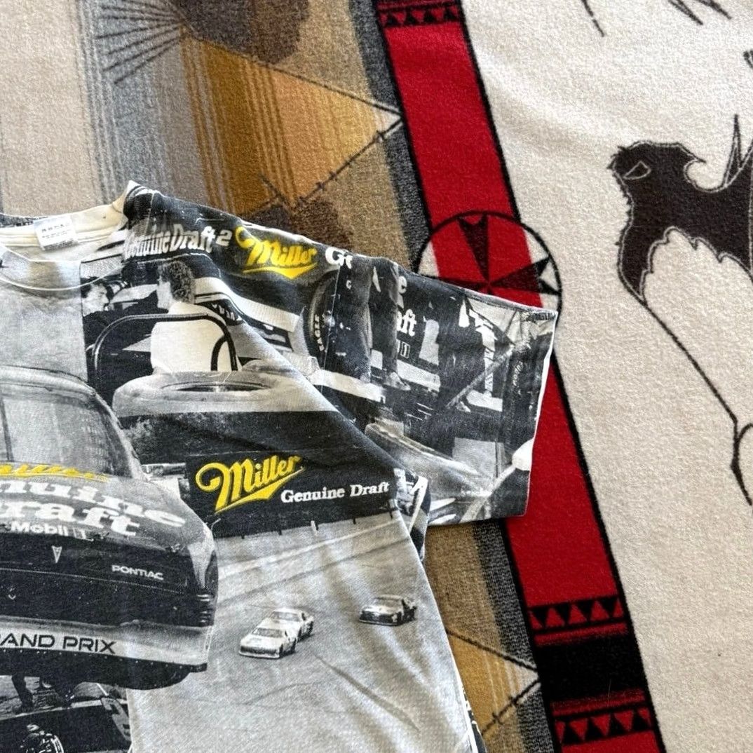 Fruit Of The Loom VINTAGE Miller Lite Nascar All Over Print T-Shirt Gray L Mens 90s Cars Racing Sports Short Sleeve Size US L / EU 52-54 / 3 - 6 Thumbnail