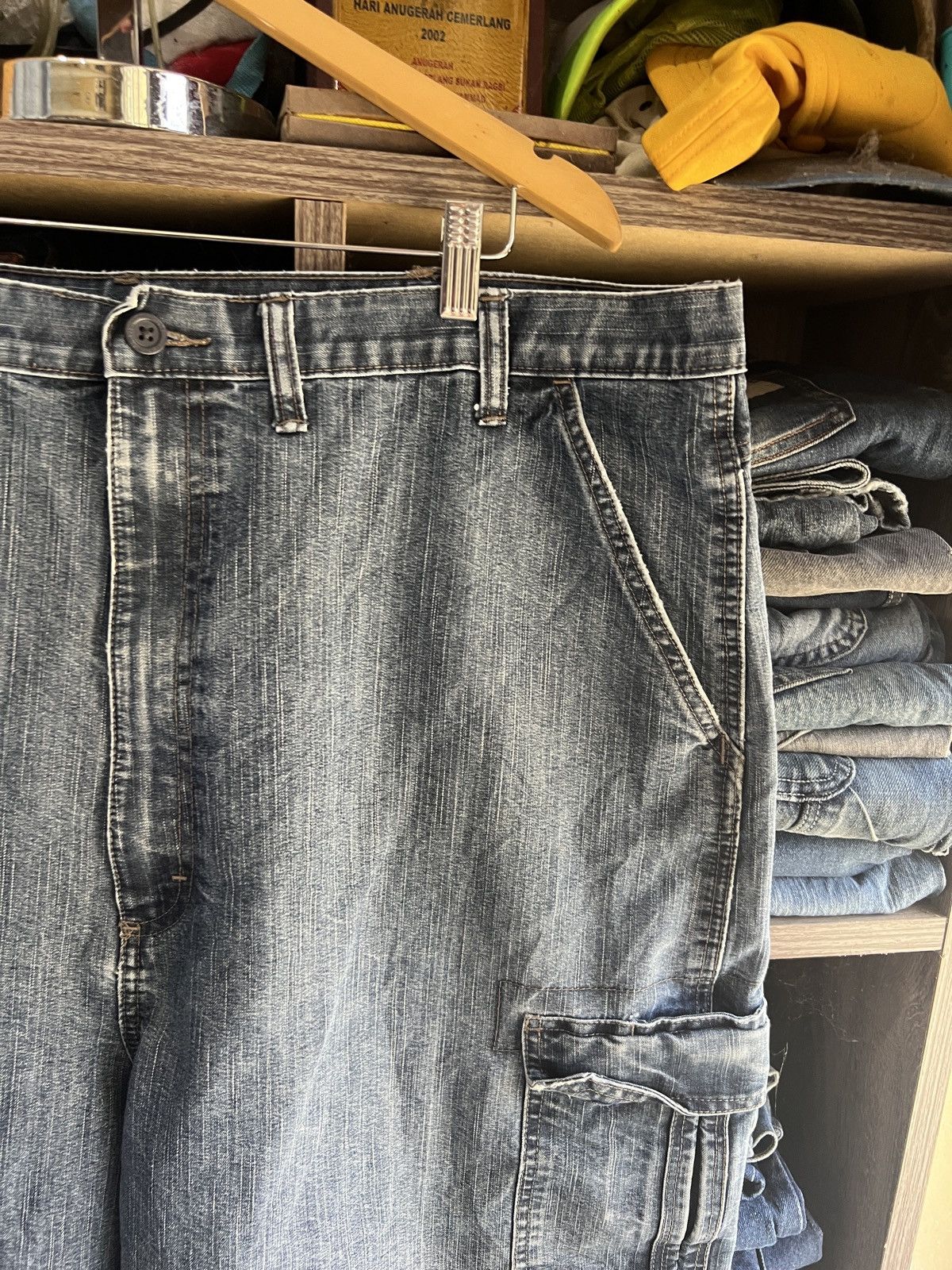 Wrangler 🔥Wrangler Cargo Cropped Denim Size US 43 - 4 Thumbnail