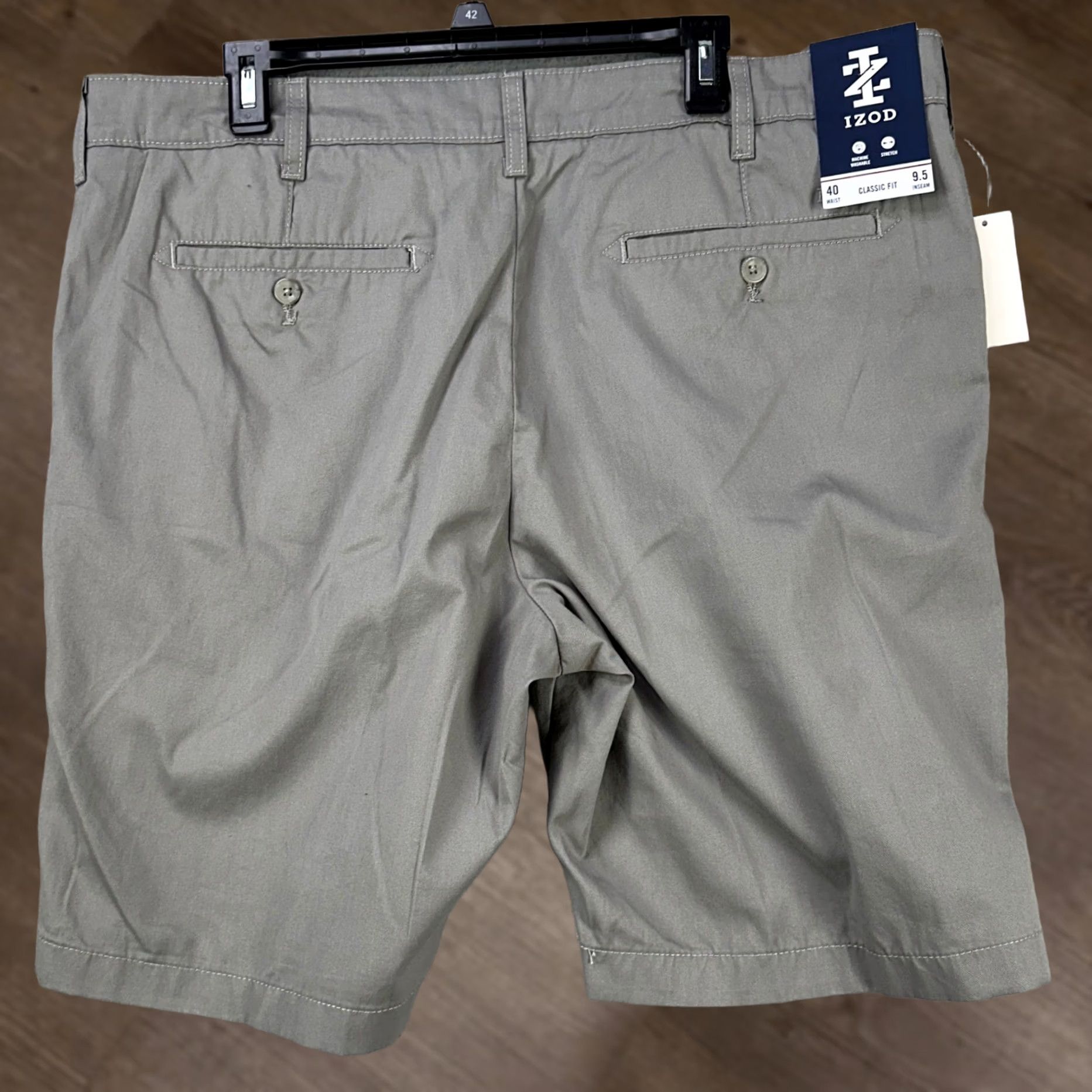 Izod IZOD Mens Chino Golf Shorts 40X9.5 Gray Flat Front Pockets Casual Comfort NEW Size US 40 / EU 56 - 1 Thumbnail
