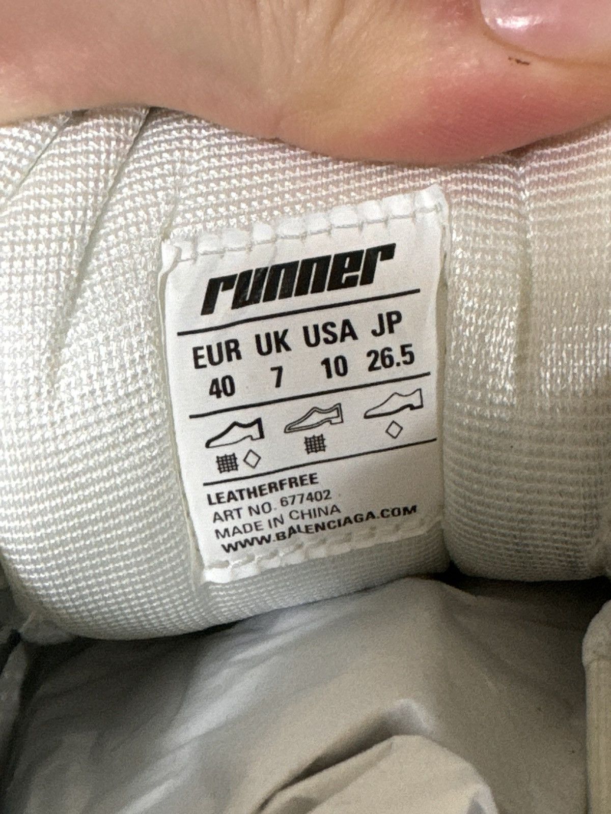 Balenciaga Balenciaga White Runner 40 Size US 7 / EU 40 - 3 Thumbnail