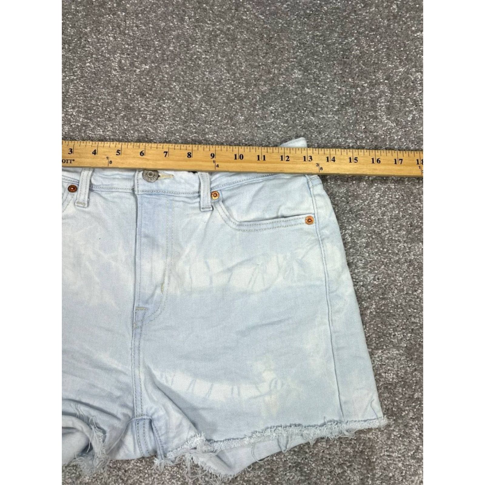 Levi's Levis Blue Denim High Rise Shorts Womens 27 Cut-Off 2in Inseam Stretch Cotton Polyester Spandex Frayed Hem Classic Modern 5-Pocket Womens Levi's Size 27" / US 4 / IT 40 - 6 Thumbnail