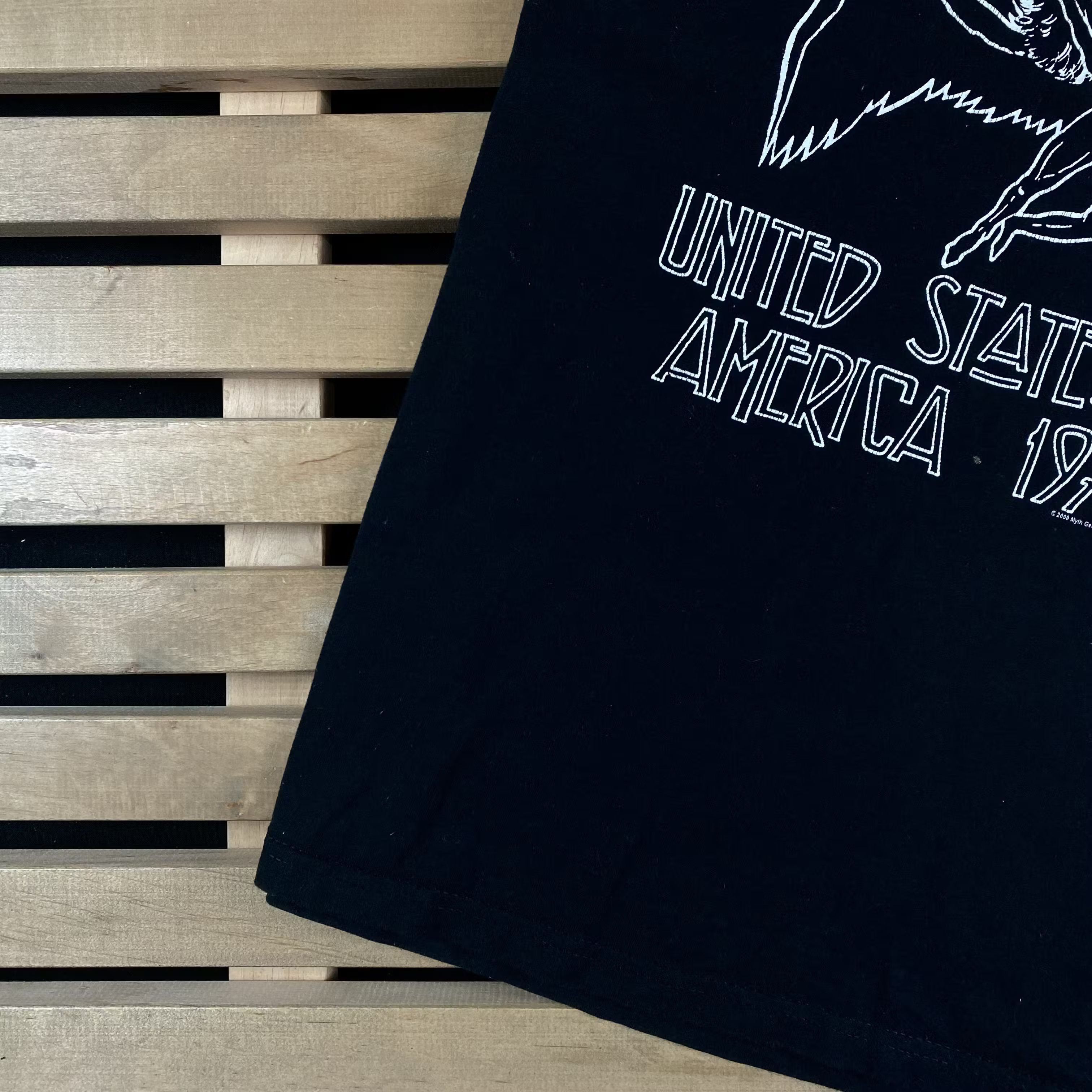 Band Tees × Led Zeppelin × Vintage Mens Vintage T Shirt Led Zeppelin 2000 Size S Size US S / EU 44-46 / 1 - 3 Thumbnail