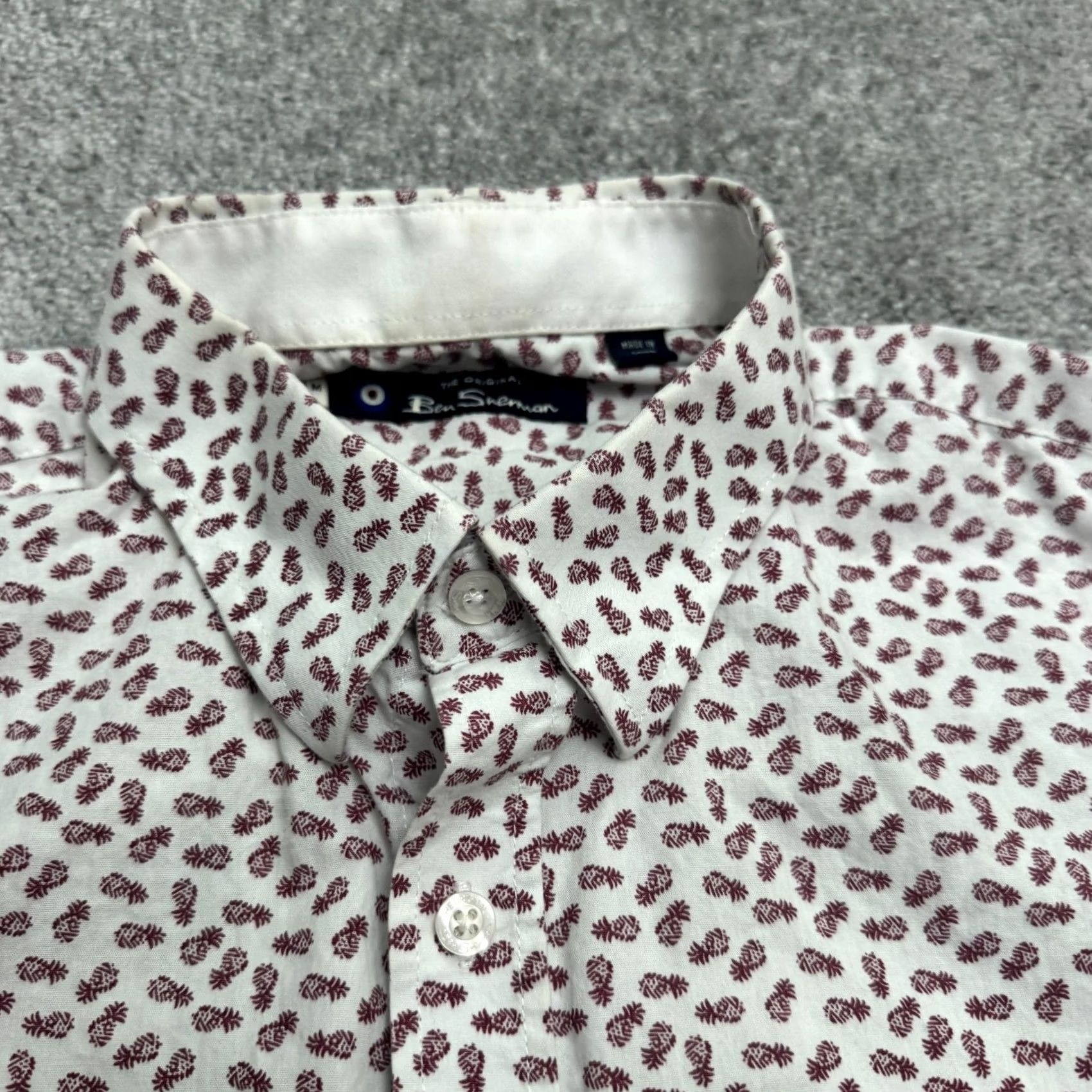 Ben Sherman Ben Sherman Pineapple Print Button-Down Shirt Mens M White Red Cotton Size US M / EU 48-50 / 2 - 7 Thumbnail