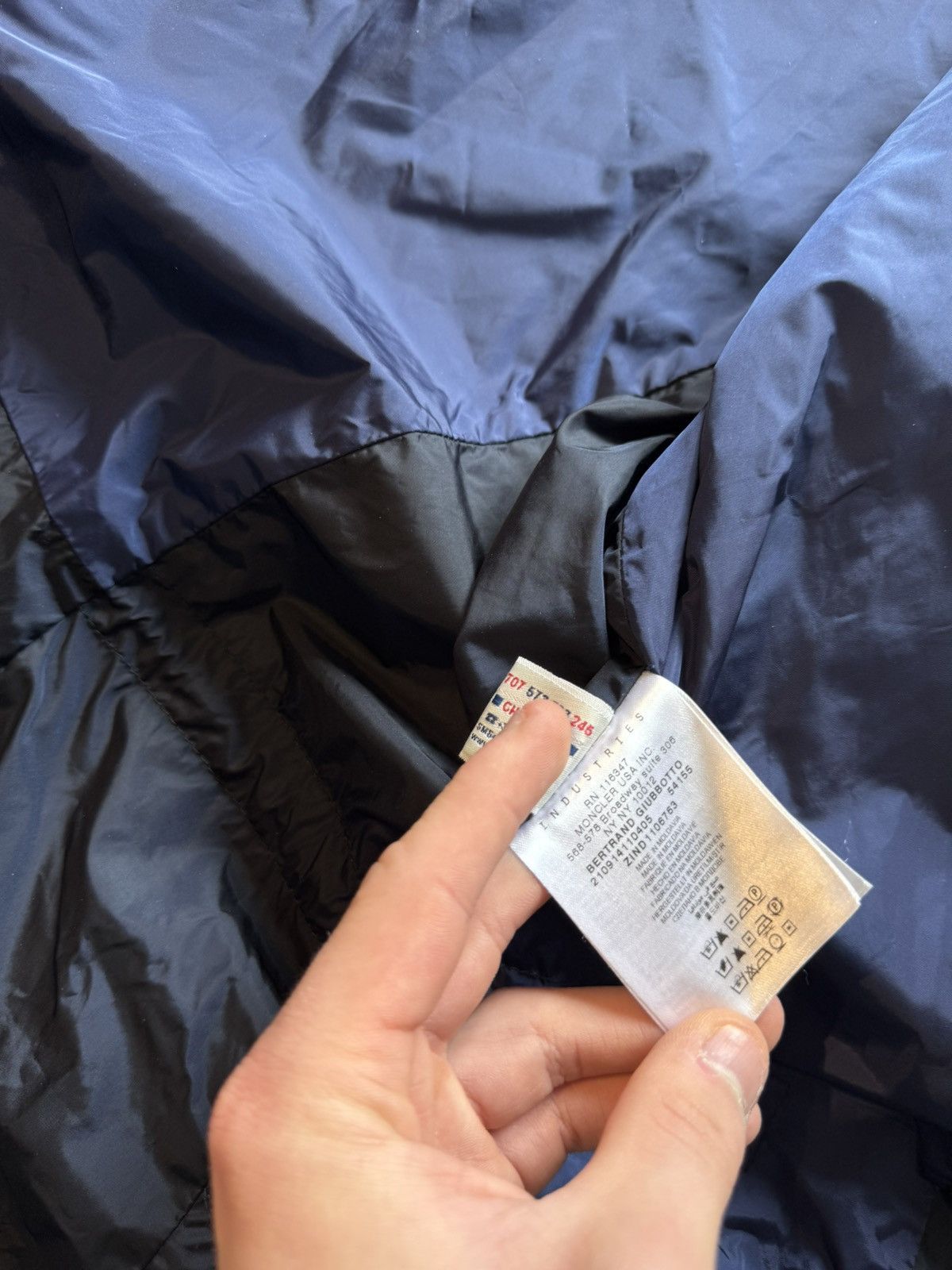 Moncler Moncler Bertrand Jacket Size US M / EU 48-50 / 2 - 15 Thumbnail