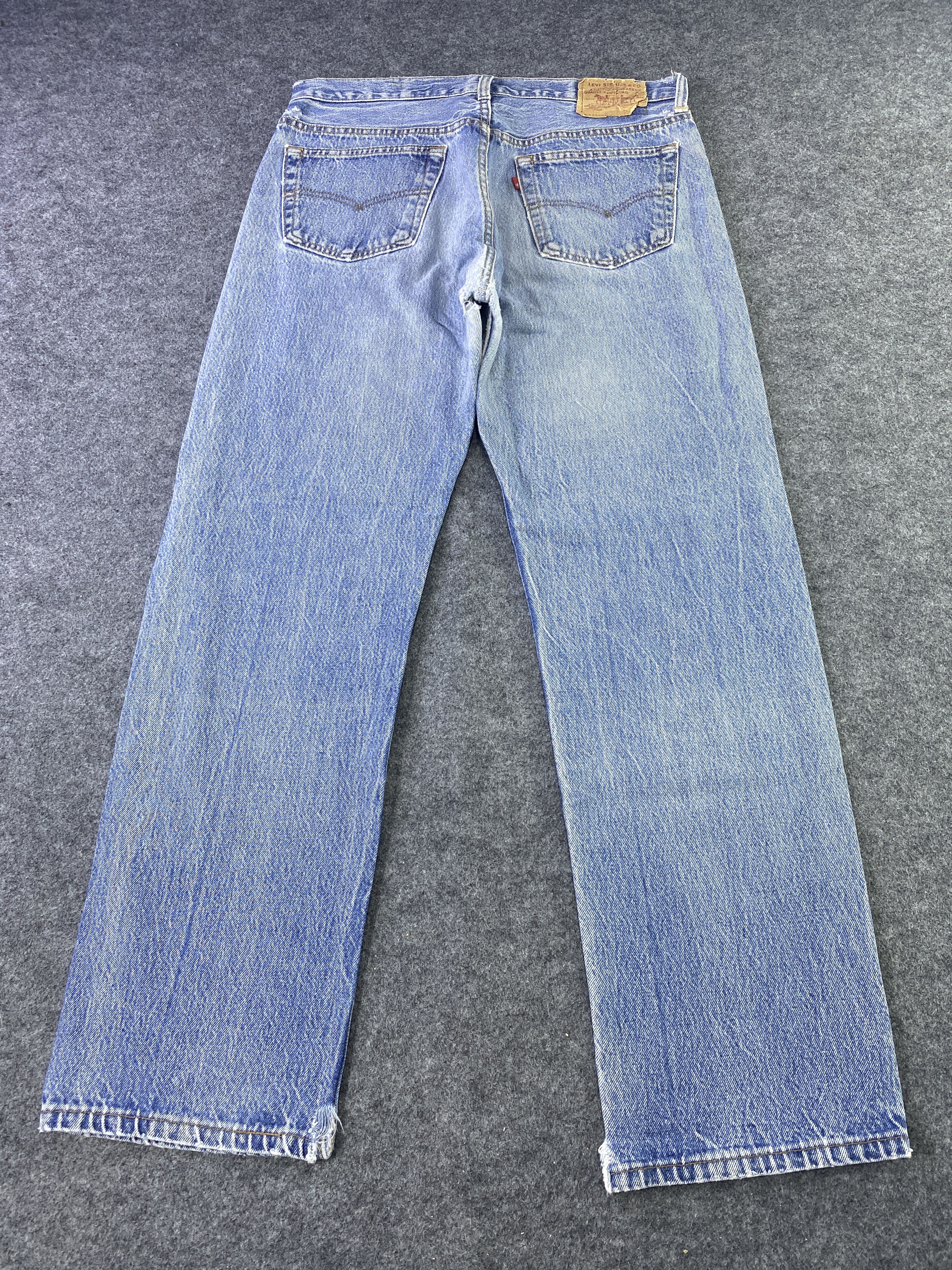 Levi's Vintage Levi's 501 Blue Wash Jeans - J918 Size US 33 - 4 Thumbnail