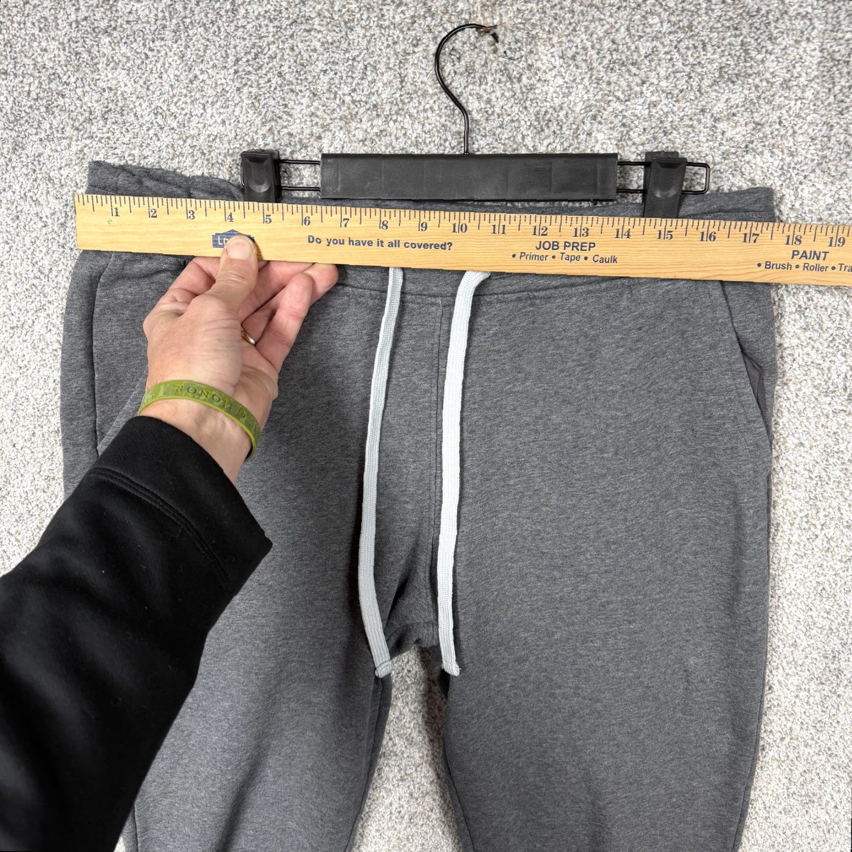 Under Armour Under Armour Pants Mens Large Gray Fleece Sweatpants Joggers 1366958 Size US 33 - 2 Thumbnail