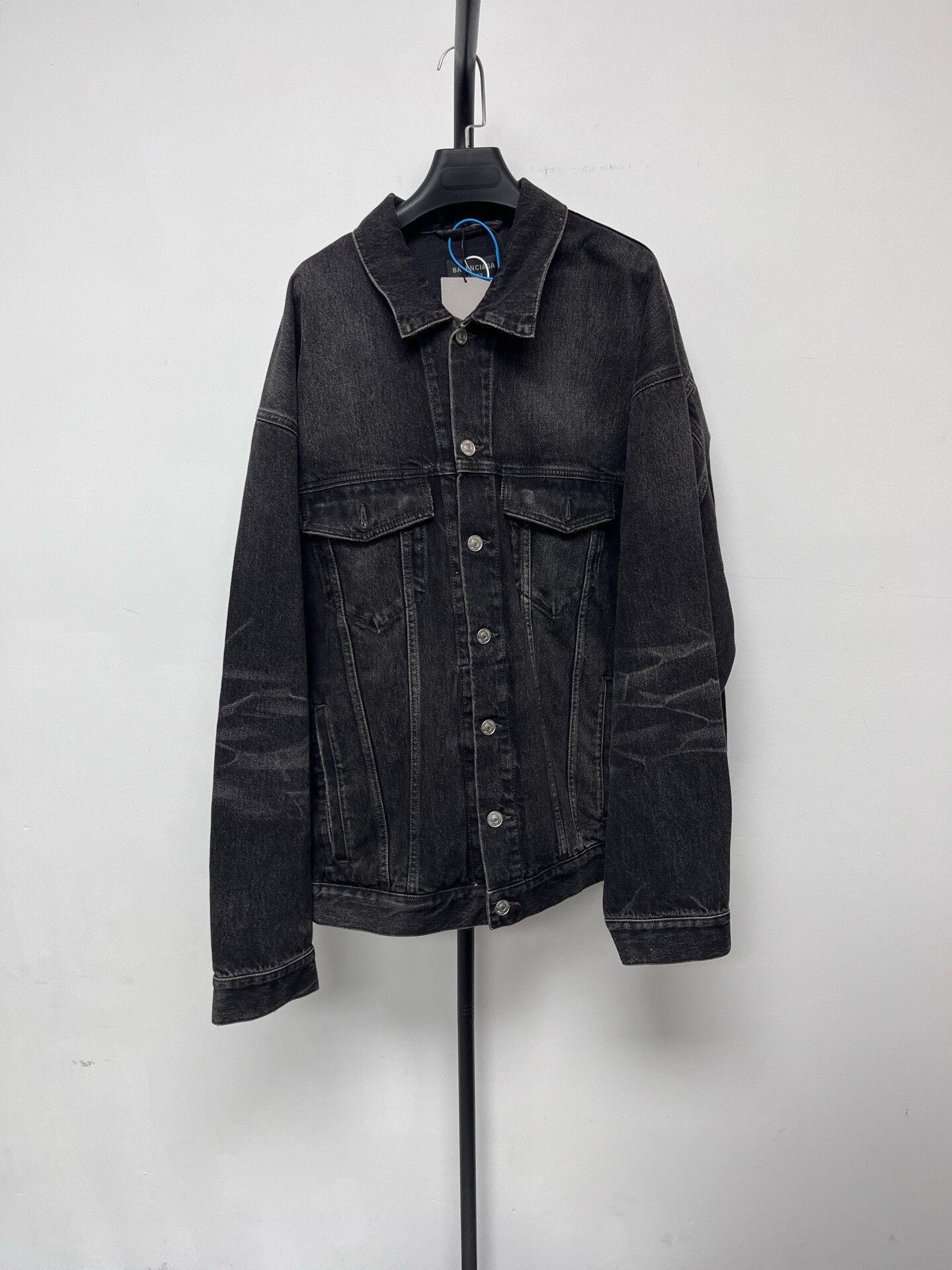 Balenciaga black oversized logo denim jacket Size US M / EU 48-50 / 2 - 2 Thumbnail