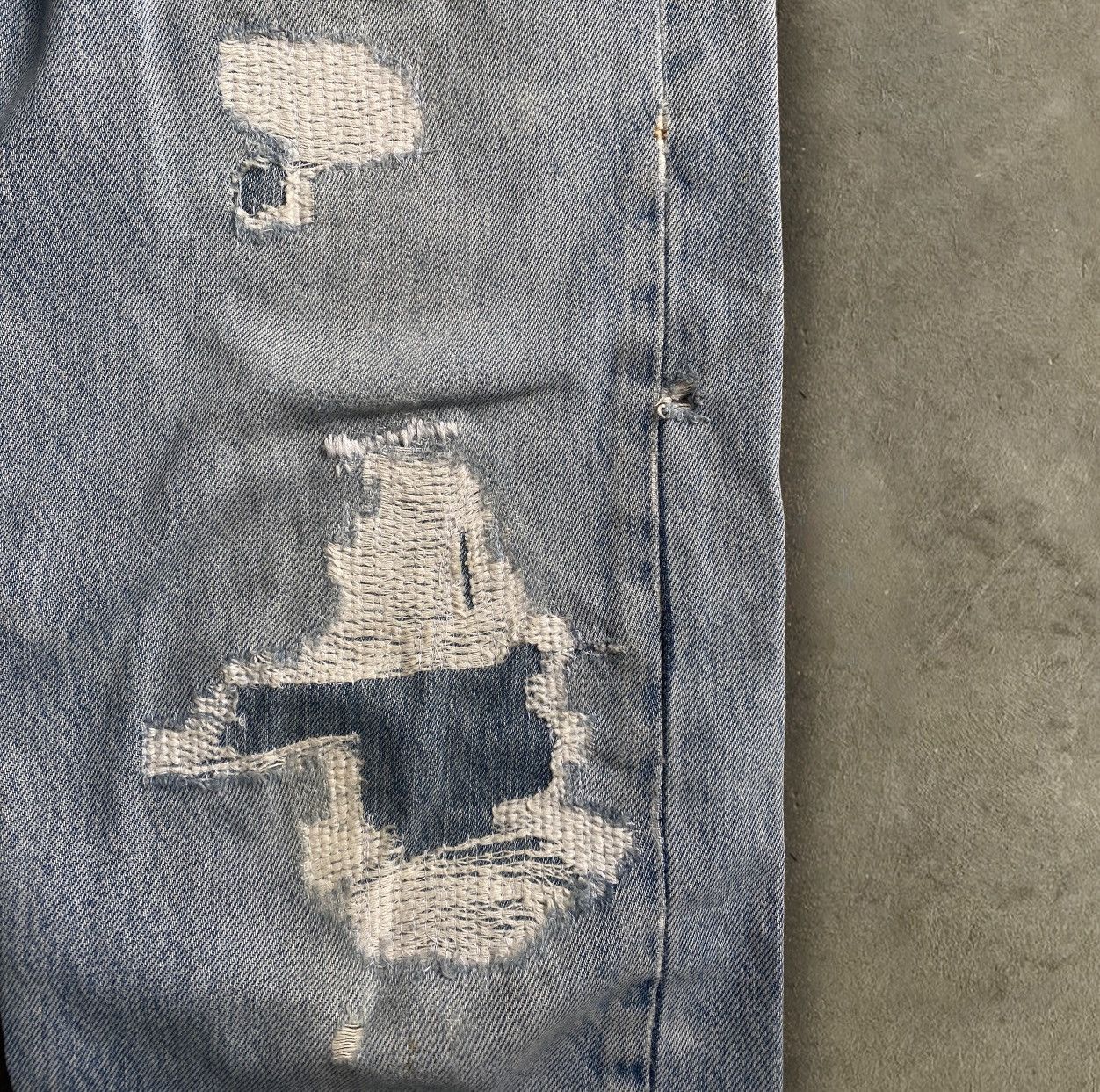Levi's Vintage Clothing Vintage Repaired and Distressed Levi’s 501 Size US 33 - 4 Thumbnail