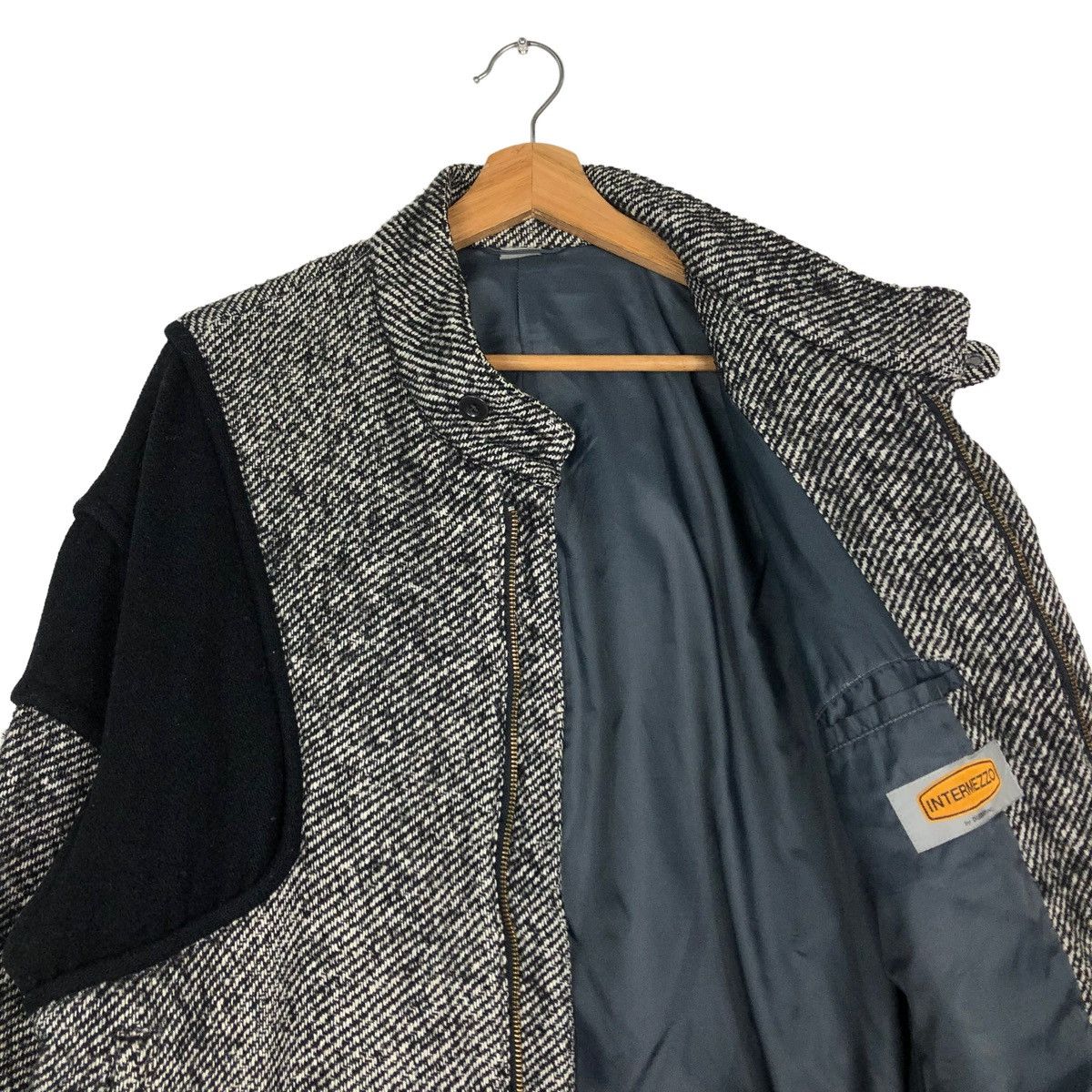 Japanese Brand 🔥80’s Intermezzo Issey Miyake Herringbone Bomber Jacket Size US L / EU 52-54 / 3 - 12 Thumbnail