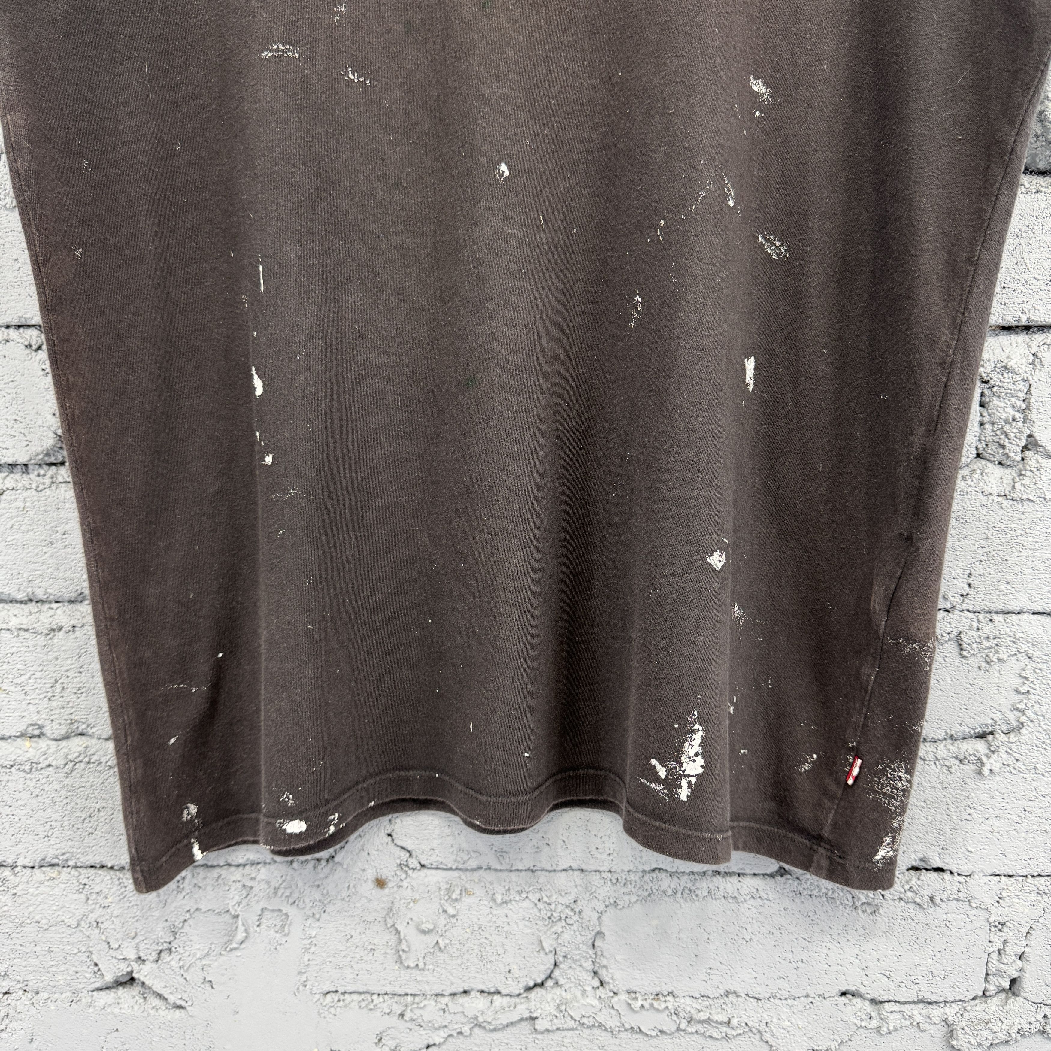 Levi's Levis Red Batwing Logo Paint Defect Tshirt Size US XL / EU 56 / 4 - 4 Thumbnail