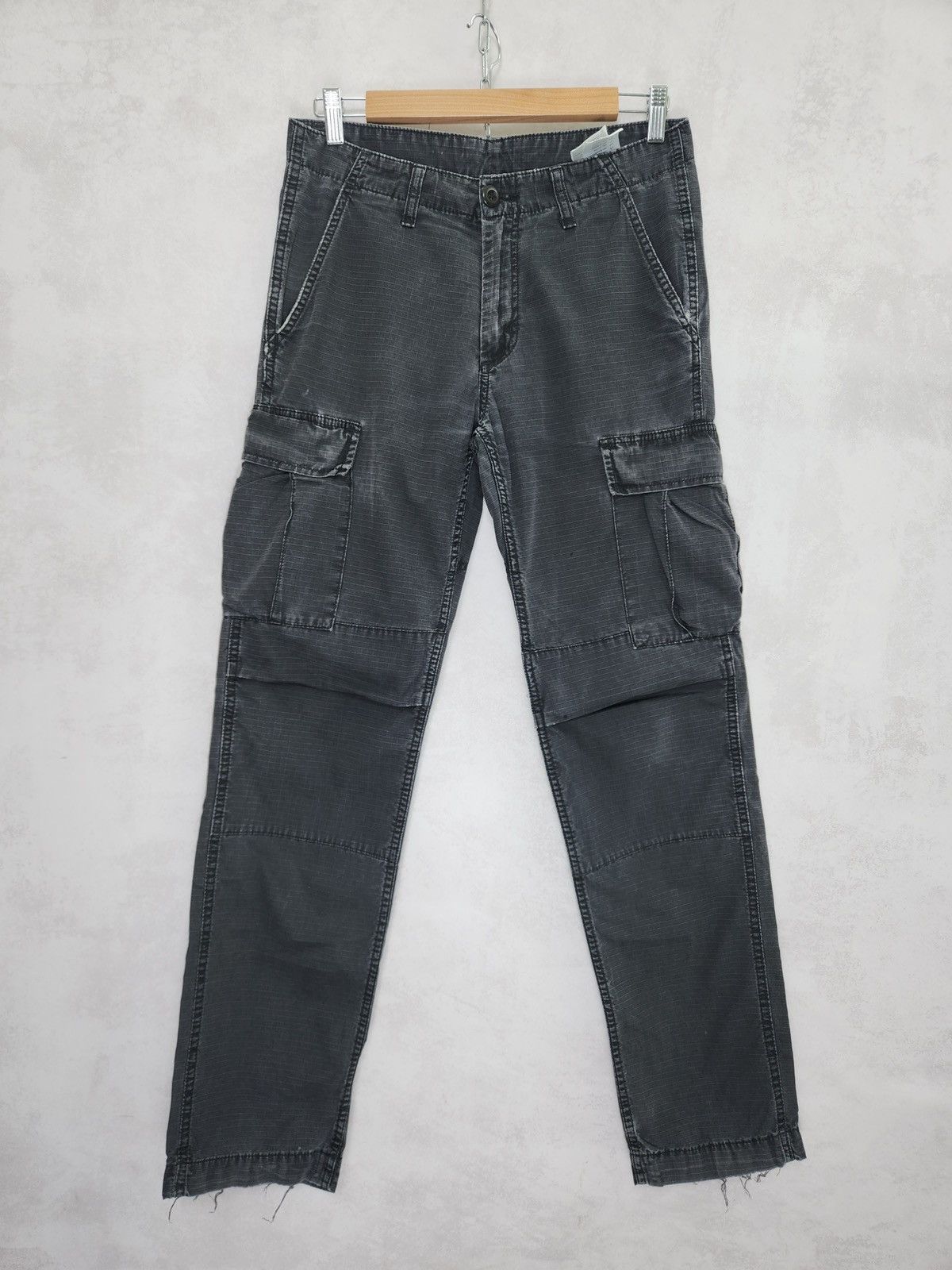 Carhartt × Carhartt Wip × Vintage Vintage 90s Carhartt Slim Cargo Pants distressed 29x32 Size US 29 - 2 Thumbnail