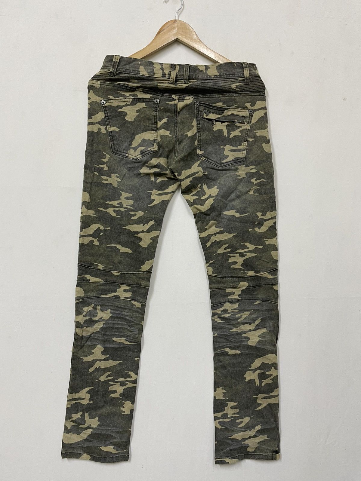 In The Attic Vintage Perfect Faded Biker Punk Camo Pants Size 30" / US 8 / IT 44 - 6 Thumbnail