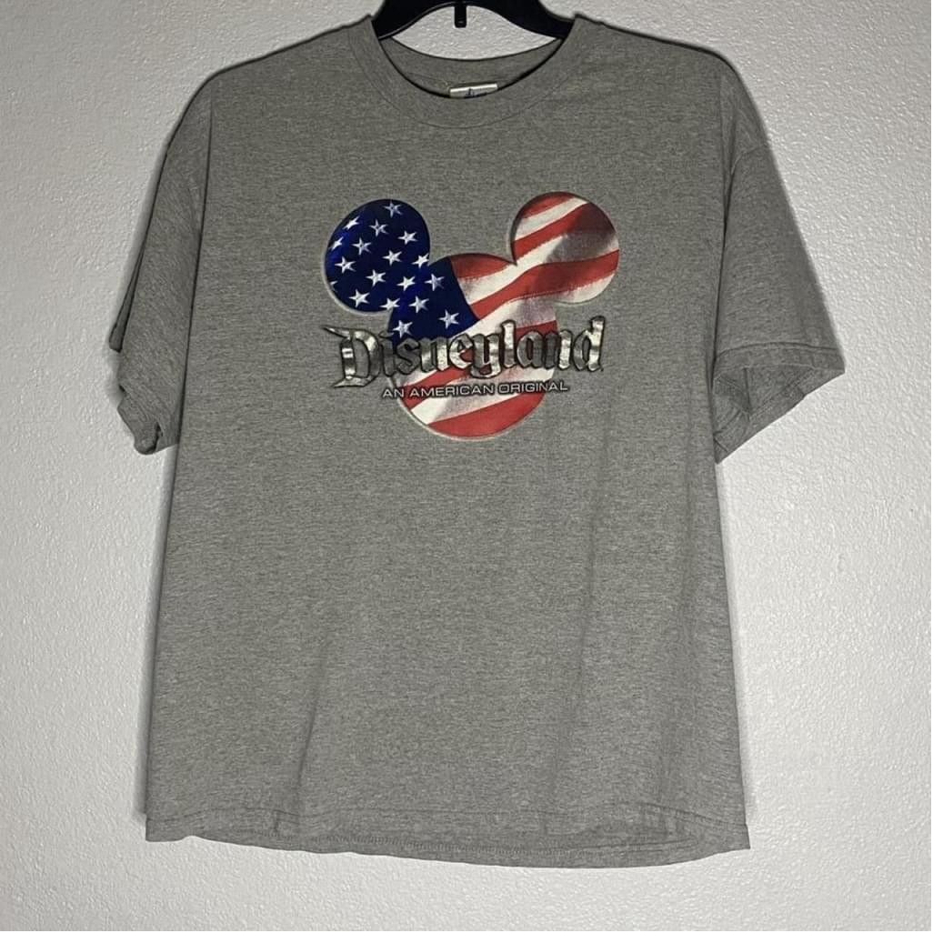 Disney Disney Land Resort T-shirt “an American original” Size US XL / EU 56 / 4 - 1 Thumbnail