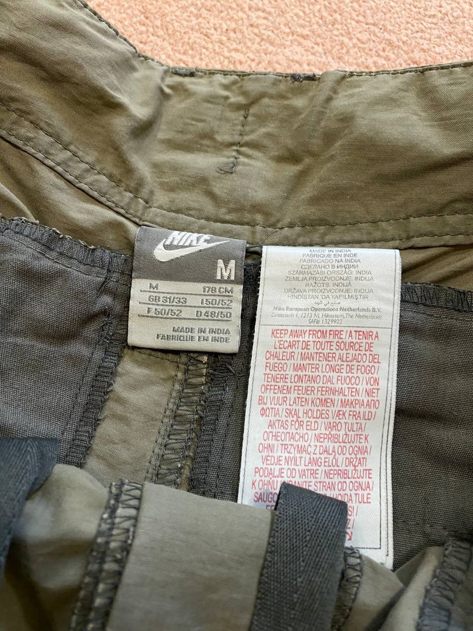 Nike Nike Y2K Vintage shorts logo Size US 32 / EU 48 - 2 Thumbnail