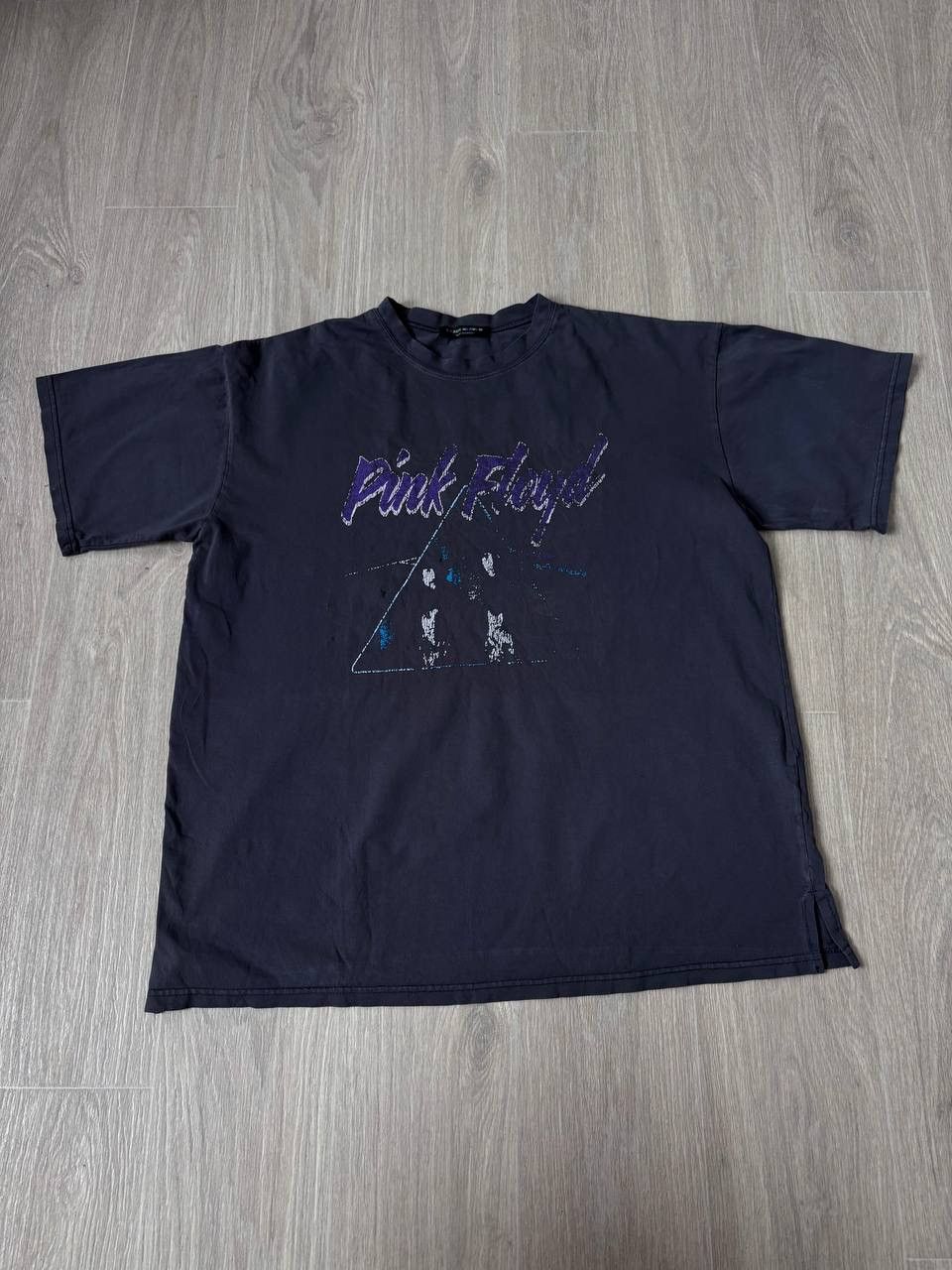 Pink Floyd Vintage Pink Floyd 1994 made in korea t shjrt Size US XL / EU 56 / 4 - 2 Thumbnail
