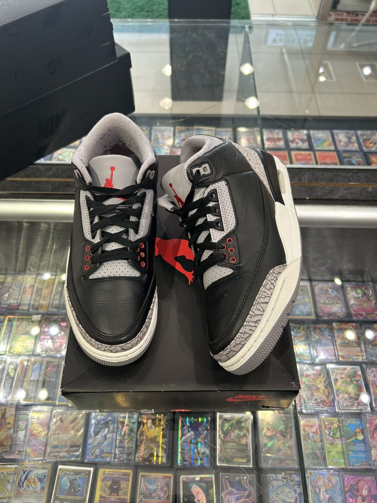 Jordan Brand Jordan 3 Black Cement 2024 Size US 8 / EU 41 - 1 Thumbnail