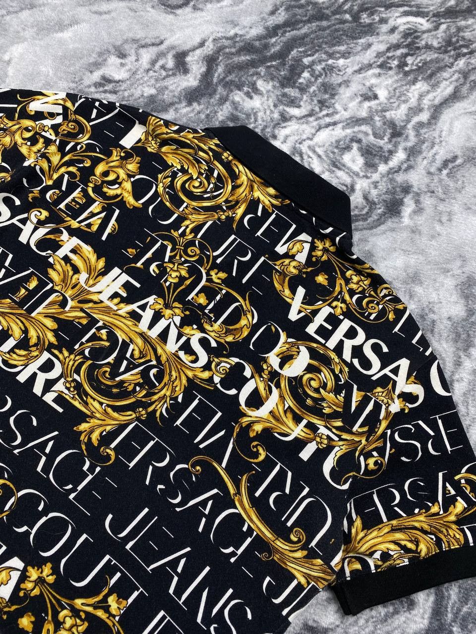 Versace Versace Jeans Couture All Over Baroque Polo Shirt Men Size L Size US L / EU 52-54 / 3 - 10 Thumbnail