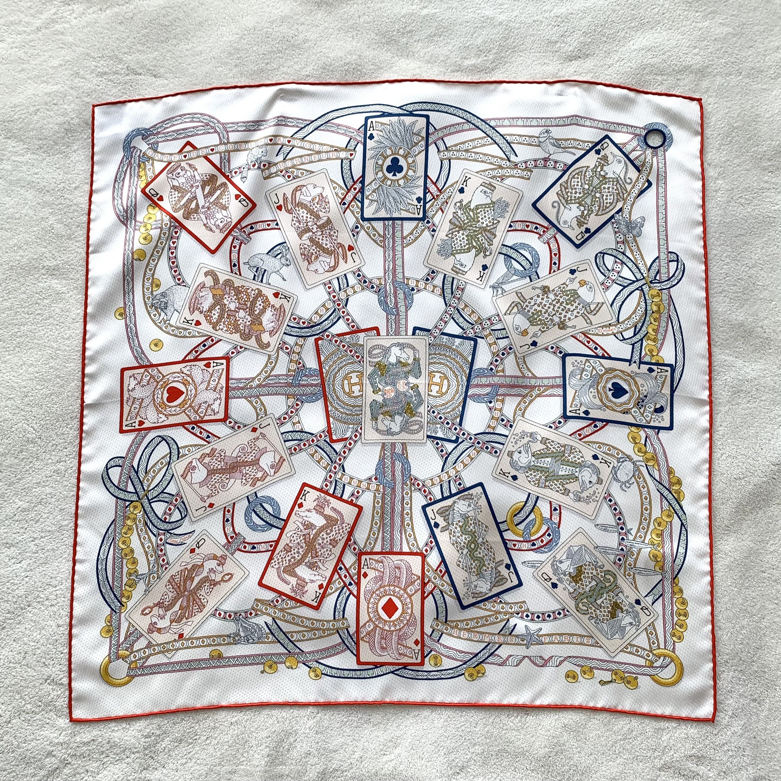 Hermes Hermès Dame De Coeur Silk Scarf White (70×70 cm) Size ONE SIZE - 1 Thumbnail