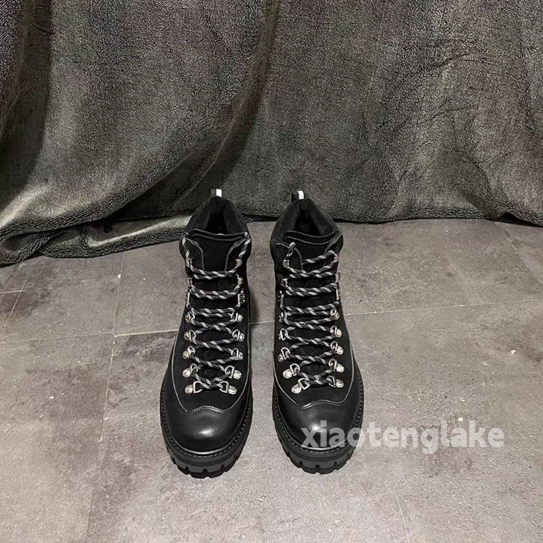 Vintage Unisex outdoor utility sports mountain hiking boots Size US 10 / EU 43 - 1 Thumbnail