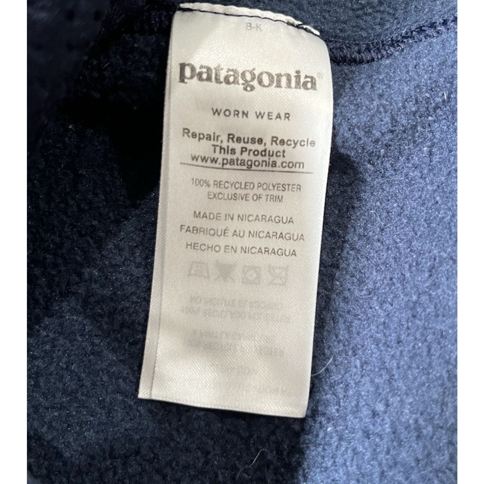 Patagonia Patagonia Classic Synchilla 1/4 Zip Women's, Navy, Med Size M / US 6-8 / IT 42-44 - 5 Thumbnail