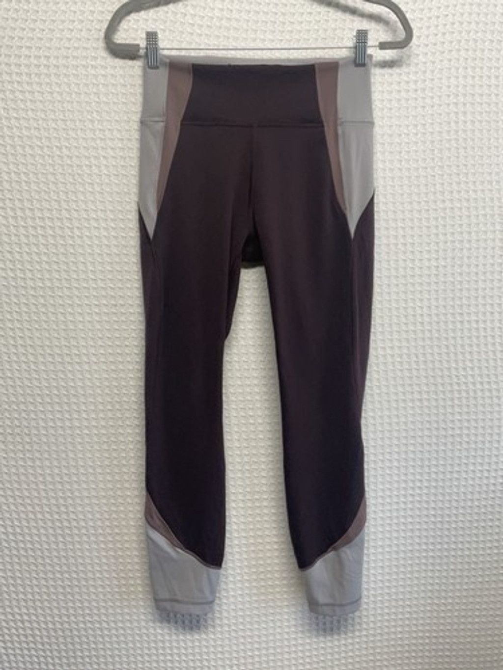 Lululemon Lululemon Plum Shadow Silverscreen Antique Leggings Women 8 Size 30" / US 8 / IT 44 - 1 Thumbnail